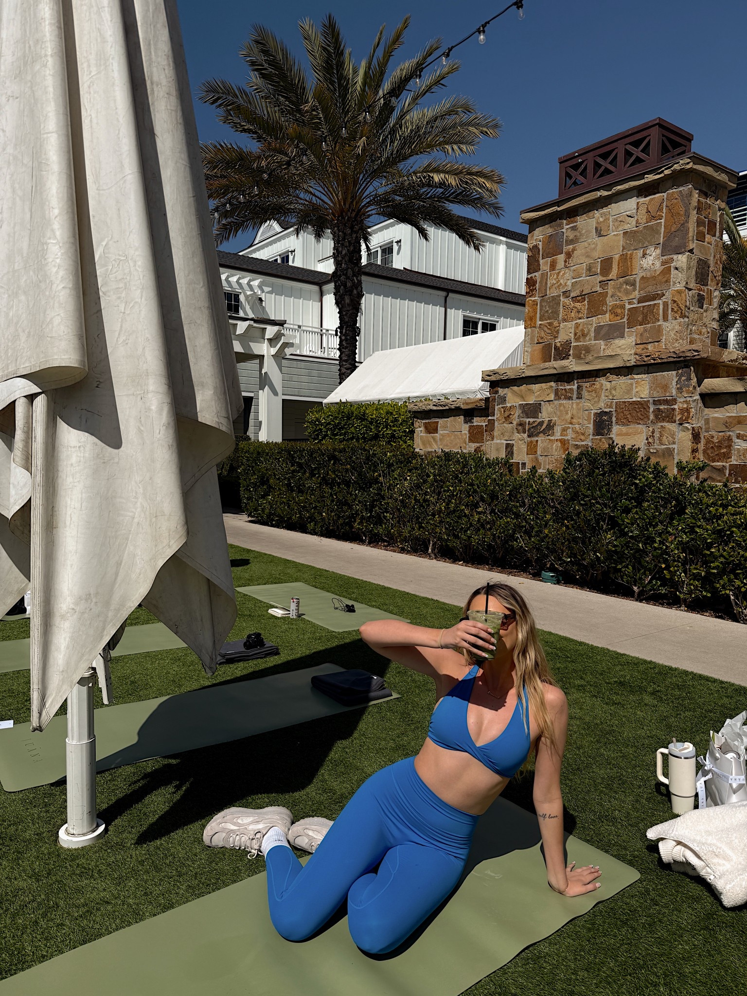 cute blue workout set from Amazon! ✨ 

#LTKFindsUnder50 #LTKStyleTip #LTKActive