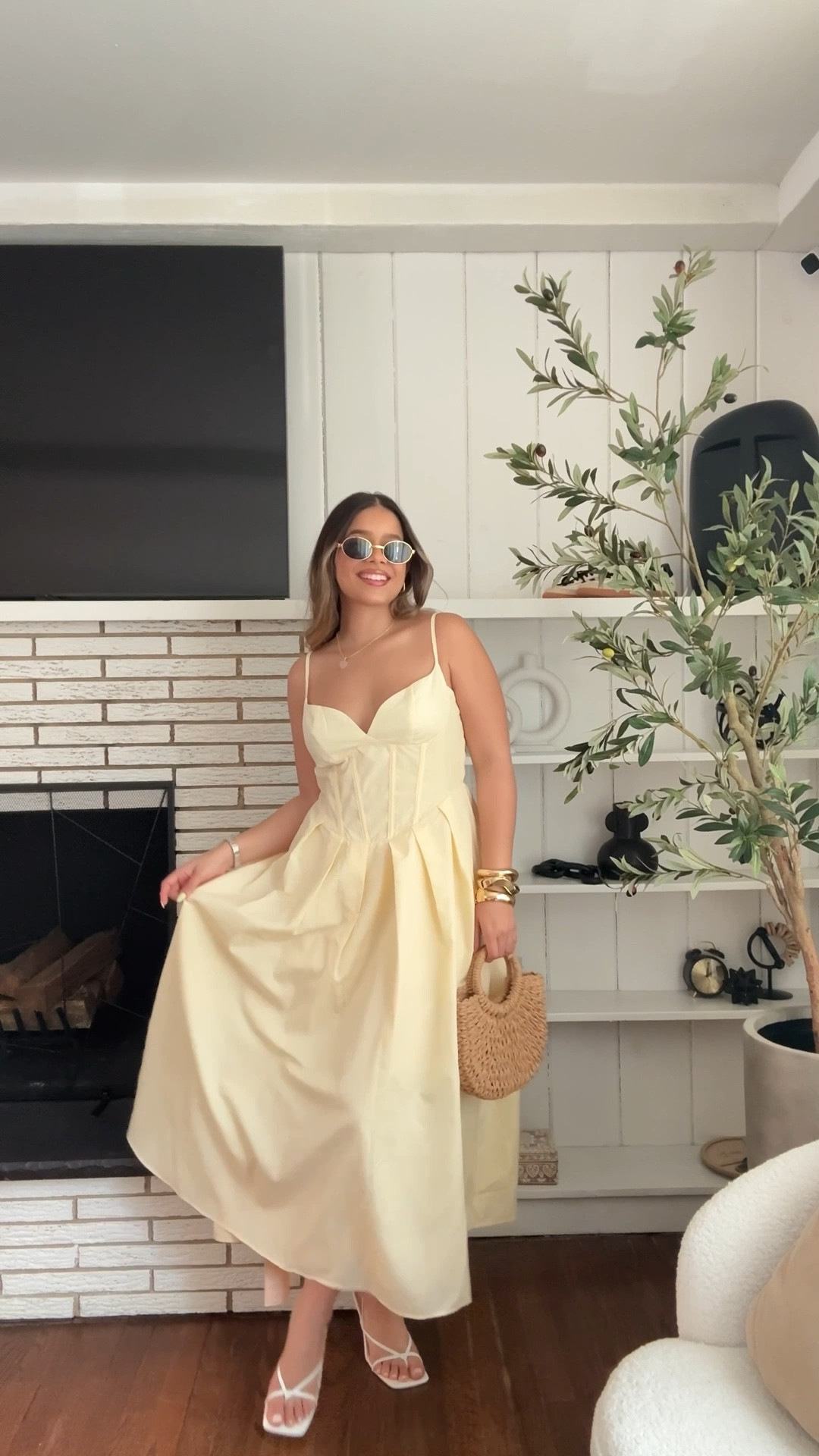 Spring/ summer Dress🌼
.
Estoy usando size Small (corre un poco grande) 

#LTKStyleTip #LTKSpringSale #LTKBeauty