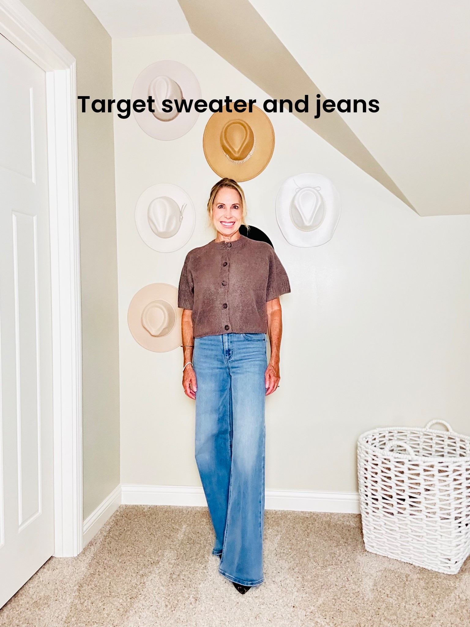 Size 2 in jeans
Size medium in the sweater

#LTKFindsUnder50 #LTKStyleTip