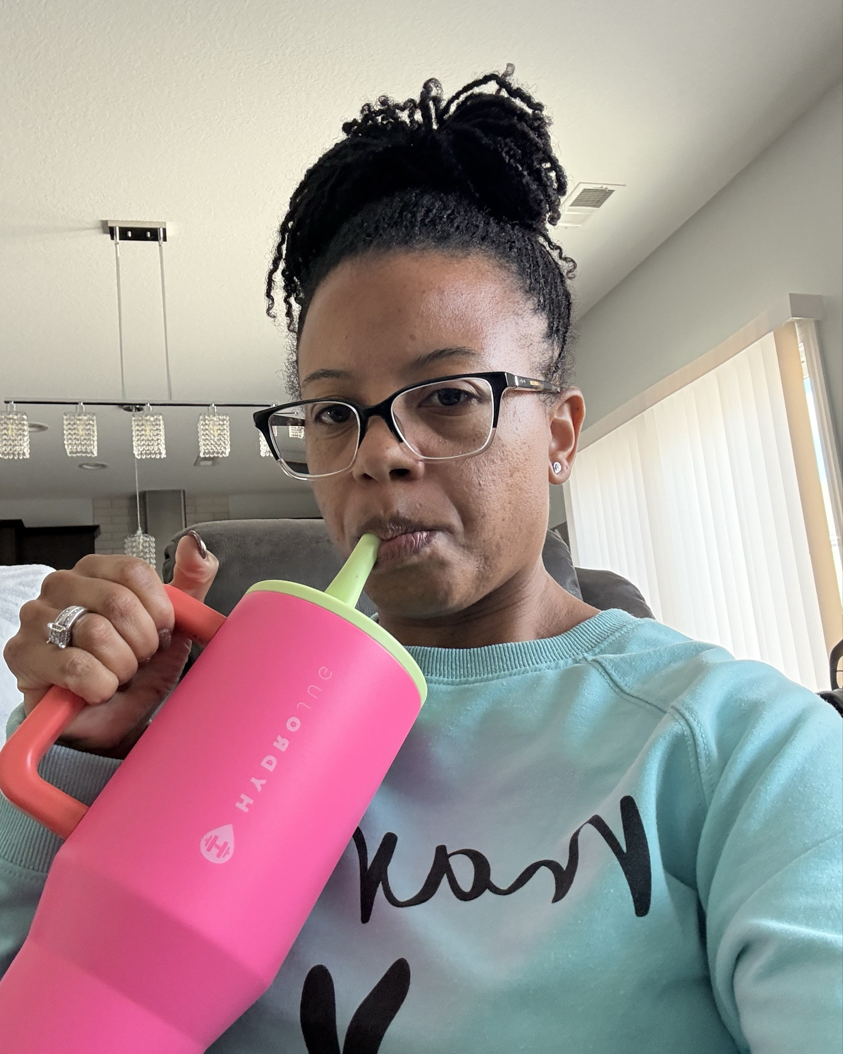 I'm an exhausted Mama trying to stay hydrated. #hydrationiskey #40oztumbler #oversizedsweater 

#LTKFindsUnder50 #LTKmomlife