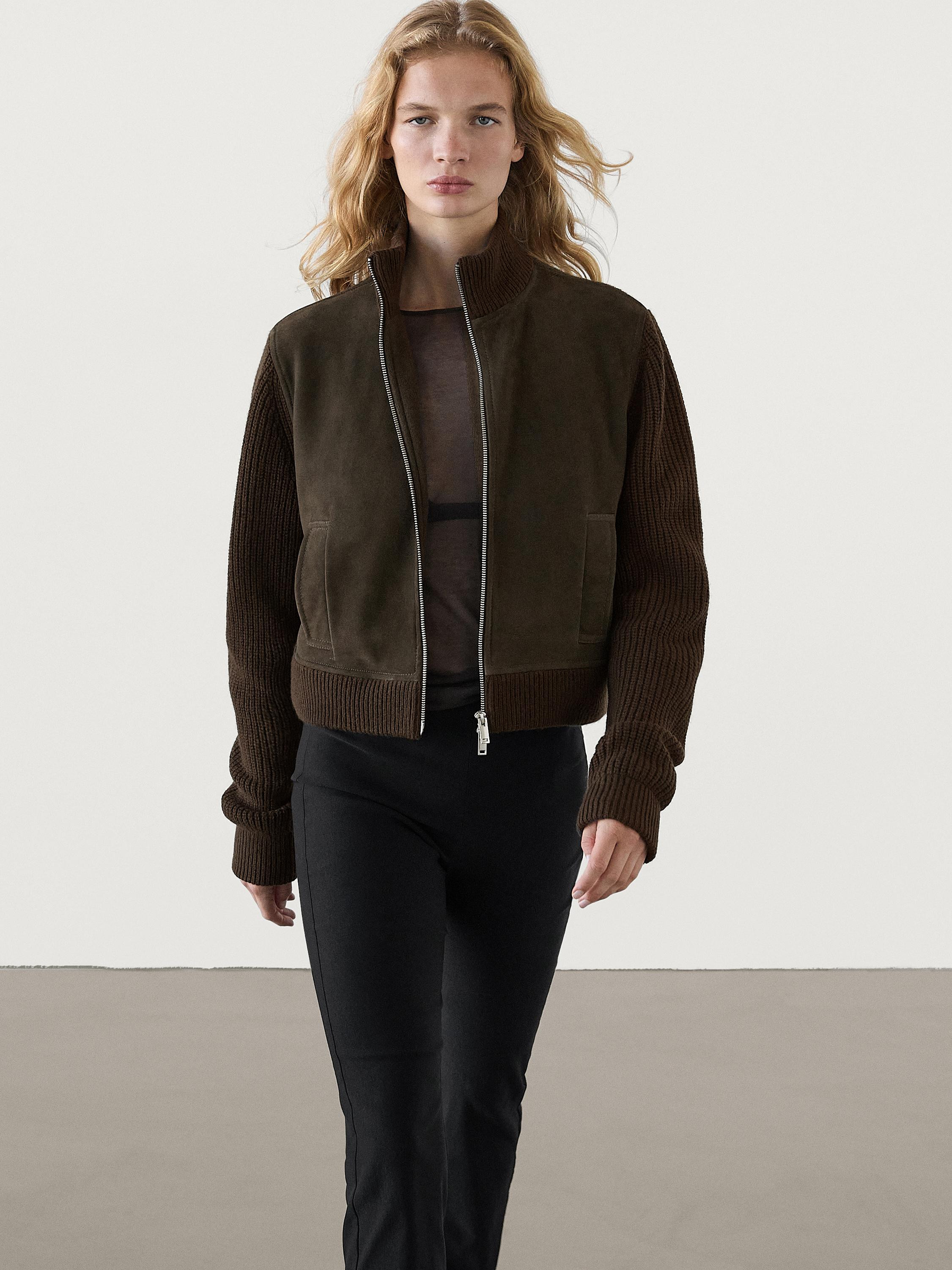 Bomber jacket made of a wool blend. It has a two-way zip fastening. Two side pockets. Sheepskin d... | Massimo Dutti US