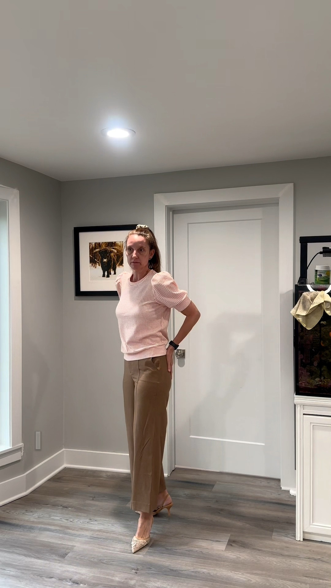 🐚🎀 I am pairing my puff sleeve top with streamlined brown trousers to create that exact "polished practical" balance that I am always trying to achieve for curated workdays. It’s an easy, organized way to stand out while remaining completely comfortable. Tap the link in my bio to shop this specific professional rotation and refresh your own edit! 💫

pink short sleeve sweater, puff sleeve top, brown trousers, wide leg pants, business casual, professional outfit, textured knit, spring workwear, sophisticated office style, tailored look, LTKwork, LTKstyletip

#LTKootd #LTKmomlife #LTKOver40