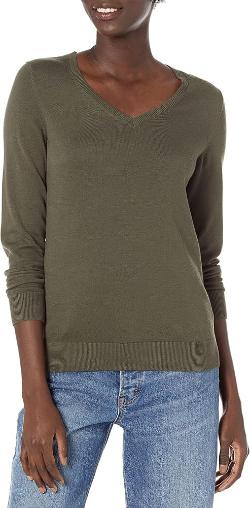 Amazon Essentials Women's Regular-Fit Lightweight Long-Sleeve V-Neck Sweater (Available in Plus S... | Amazon (US)