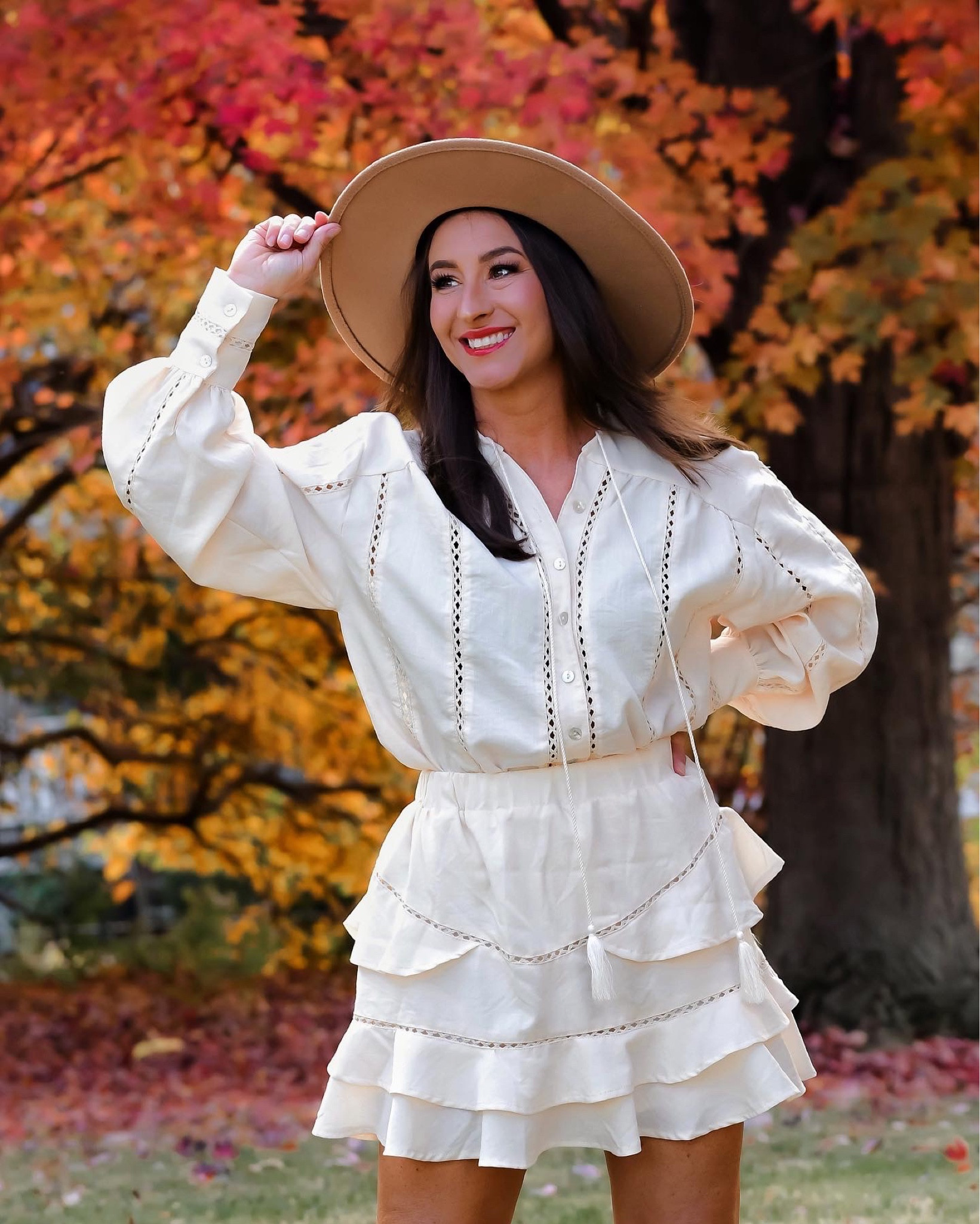 2-piece set: 
HOLLOW OUT TASSEL SHIRT AND TIERED MINI SKIRT SET IN CREAM

Must-have set under $75 for Fall. Complete the look with your favorite pair of boots or booties. 
* Thanksgiving outfit idea! 



#LTKSeasonal #LTKstyletip #LTKHoliday