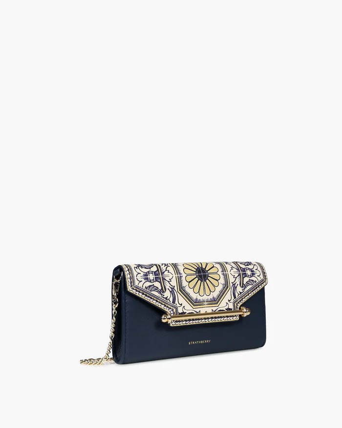 Multrees Chain Wallet | Strathberry