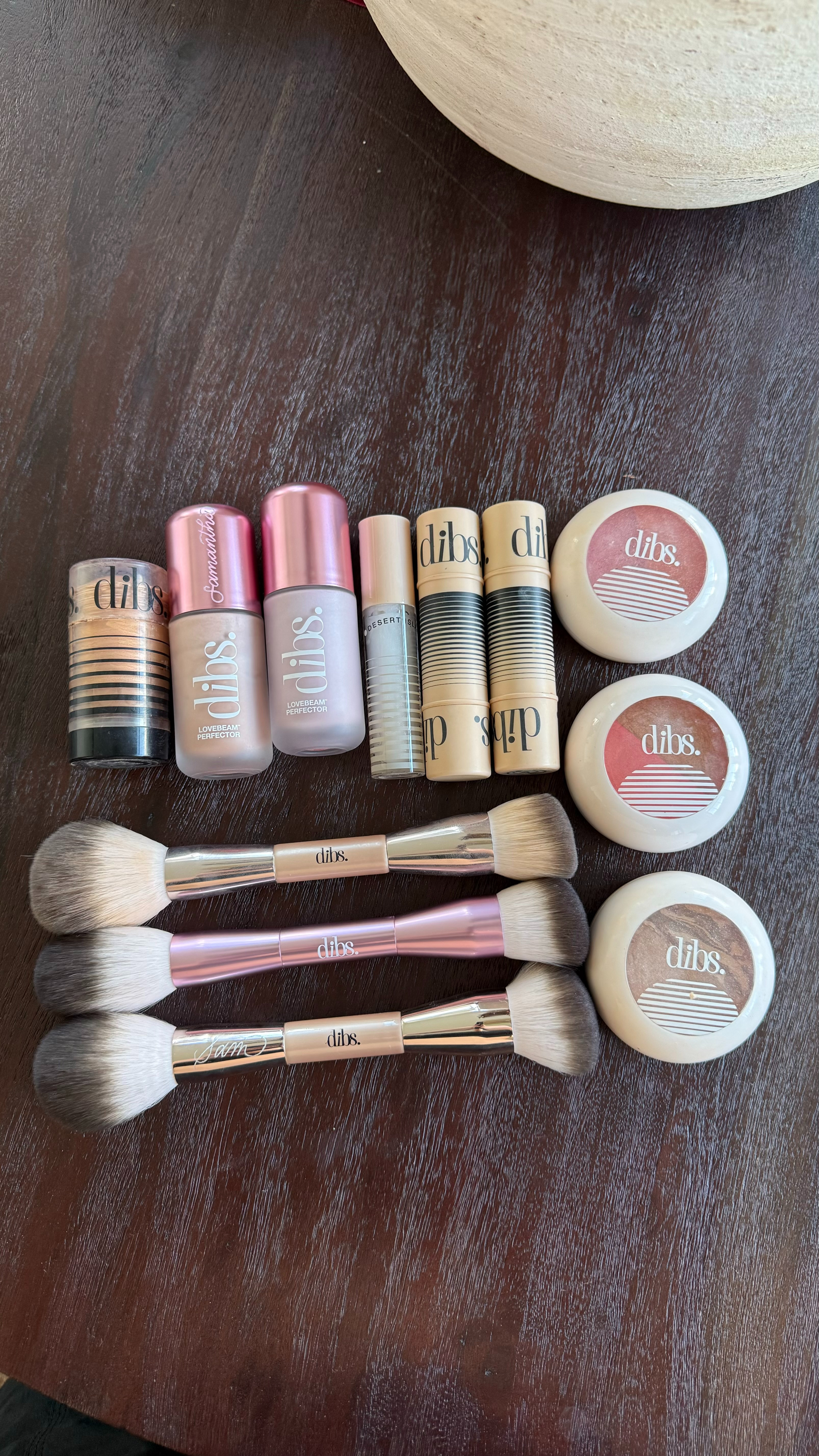 ALLLLL my Dibs faves✨💓 linking some of my go tos! easy stocking stuffer or gift idea for the hard to shop for🙌🏼

gift ideas, gift guide, gifts, gifts for her, gifts for sister, gifts for in laws, present ideas, stocking stuffer ideas, natural makeup, easy makeup finds, dibs, dibs beauty, Samantha Bauchmann 

 #LTKCyberWeek #LTKGiftGuide #LTKBeauty