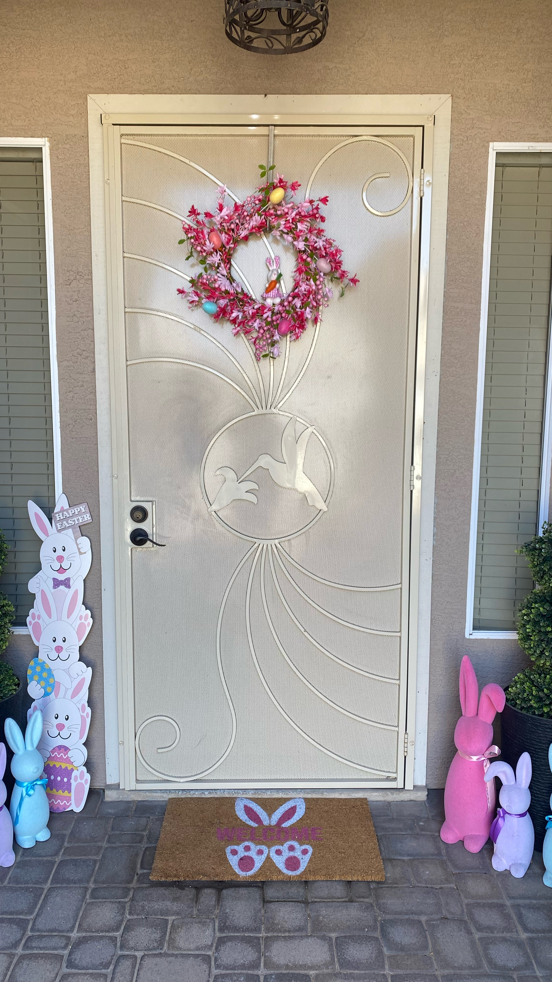 Decorating doesn’t need to be expensive! I keep all my decorating on a budget and here are my favorite stores to shop at:

Bunnies from @athomestores & @joann_stores 

Bunny wood sign from @dollartree 

Front door bunny mat @athomestores 

Planters, trees & pink wreath from @amazon 

The egg shaped Happy Easter sign is from @crackerbarrel 

Have you seen all the cute decor inside Cracker Barrel? 🥰

#easter2025 #easterdecorating #easterfrontporch #easterdecor #howtoddecorateporch #decoronabudget #easydecorating #stylewithnancy

#LTKSeasonal #LTKFindsUnder50 #LTKHome