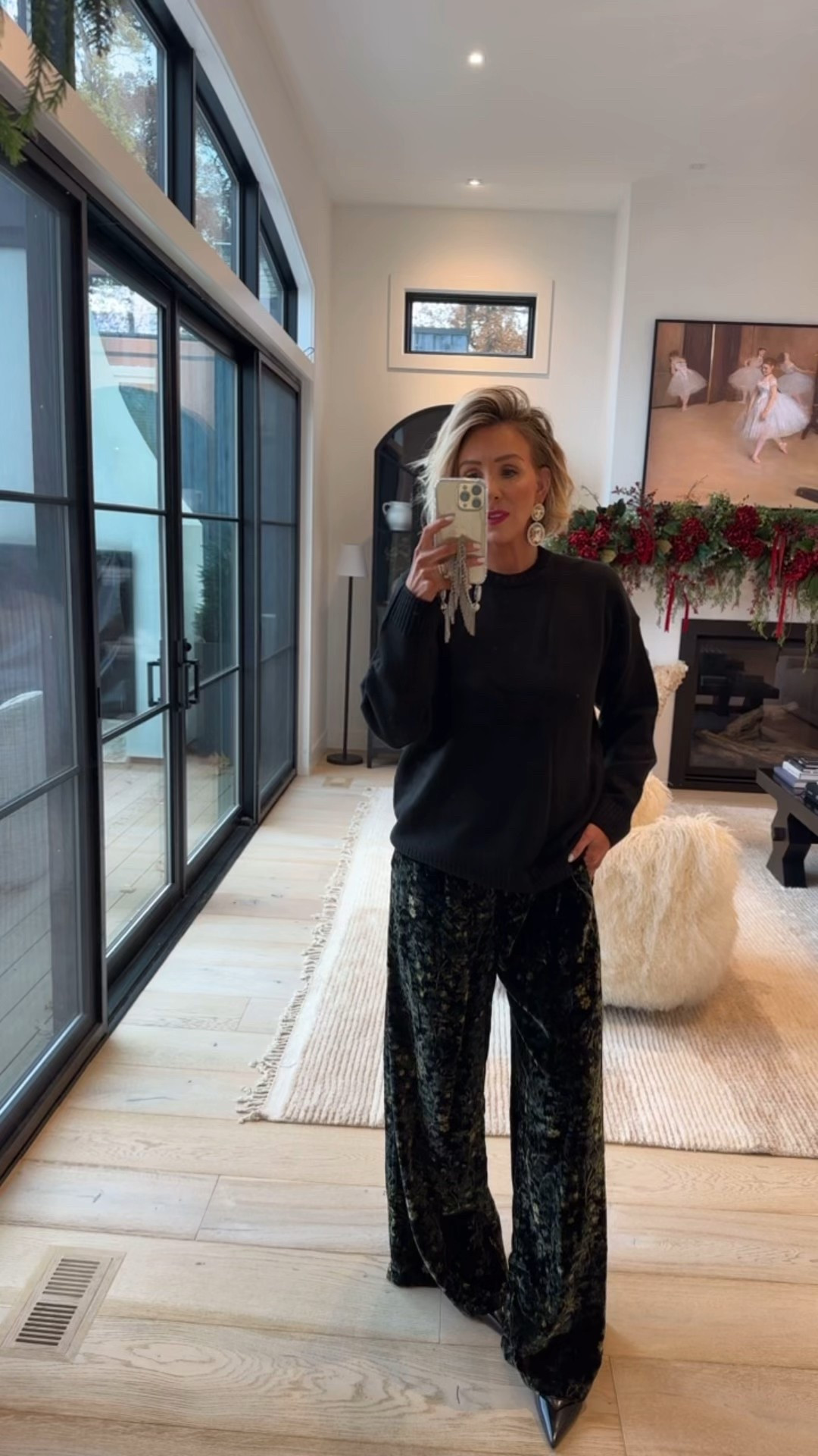 Most loved look from my thanksgiving outfit reel … these pants are so beautiful 😍😍😍 wearing a medium long but could have done a small long 