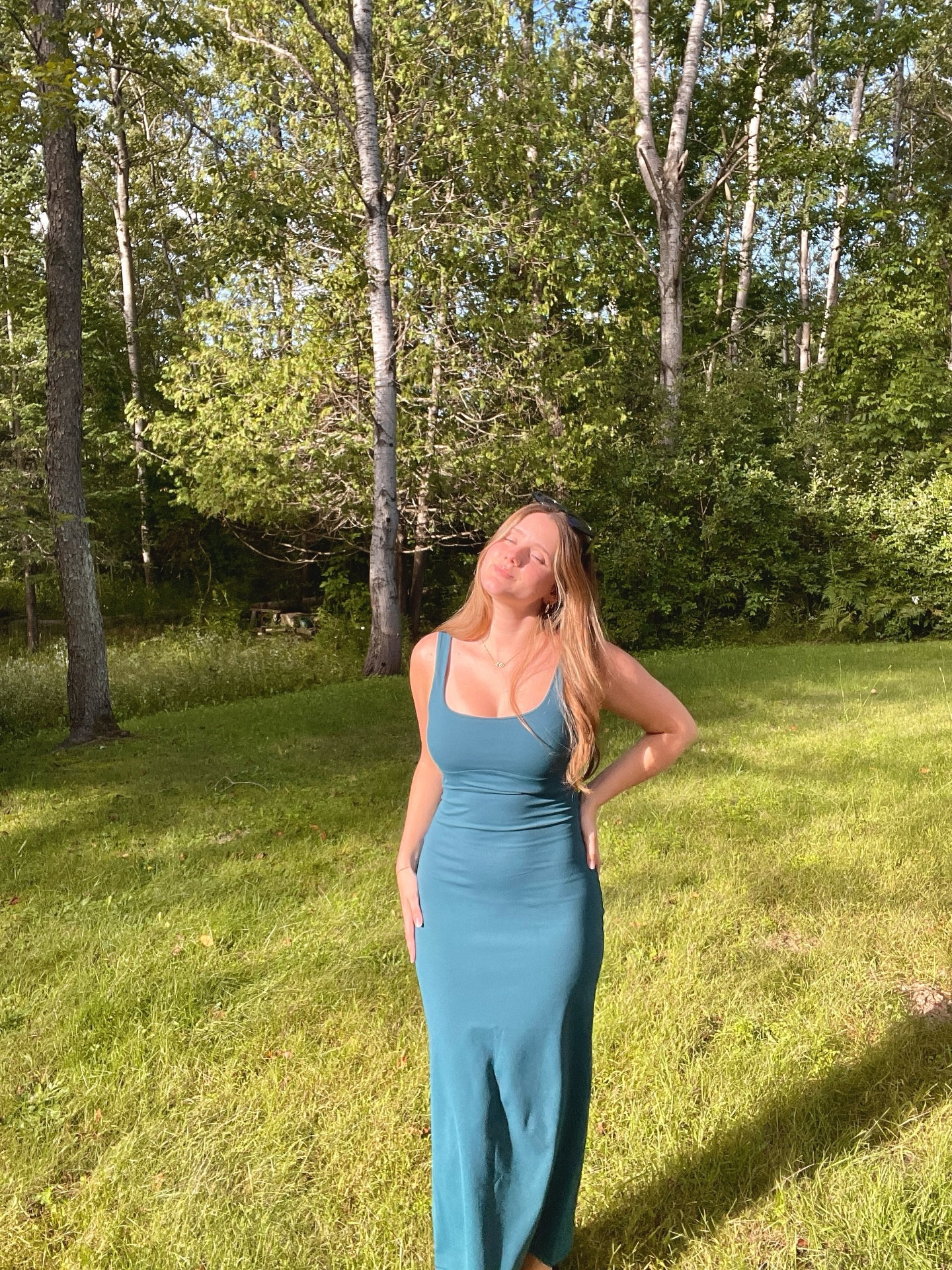 Soaking up the last of summer in @fabletics #fableticspartner 🌞!