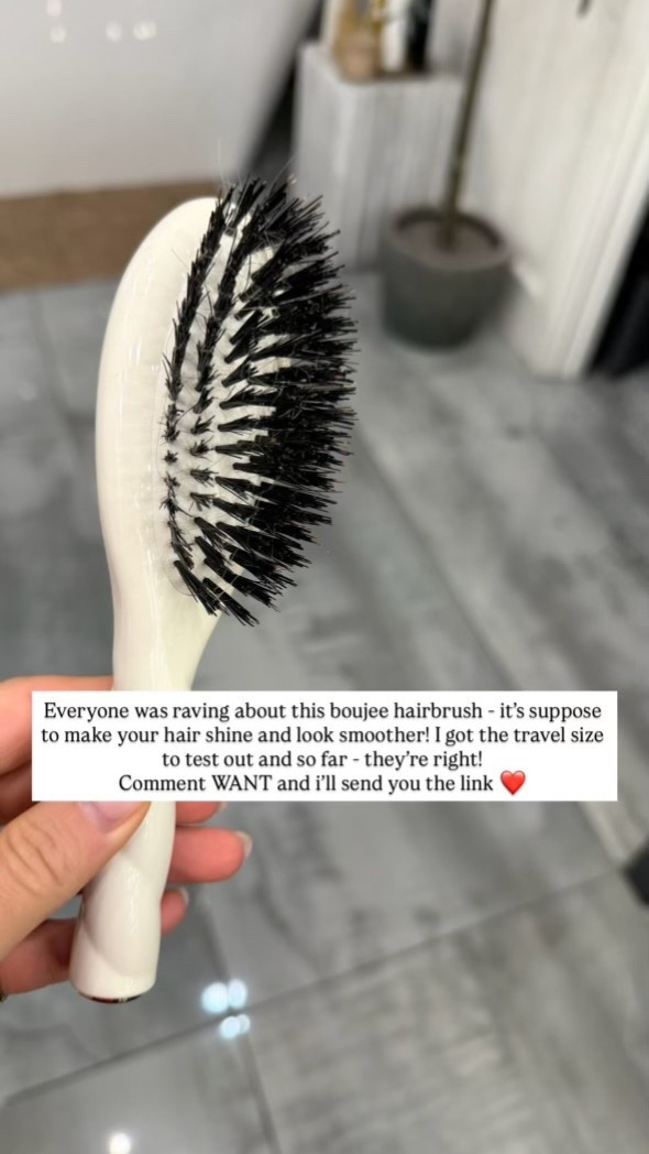 The BEST boujee hairbrush ever! Seriously makes your hair shine.

Nordstrom finds, hairbrush, hair care, must-haves, women’s beauty

#LTKmomlife #LTKselfcare