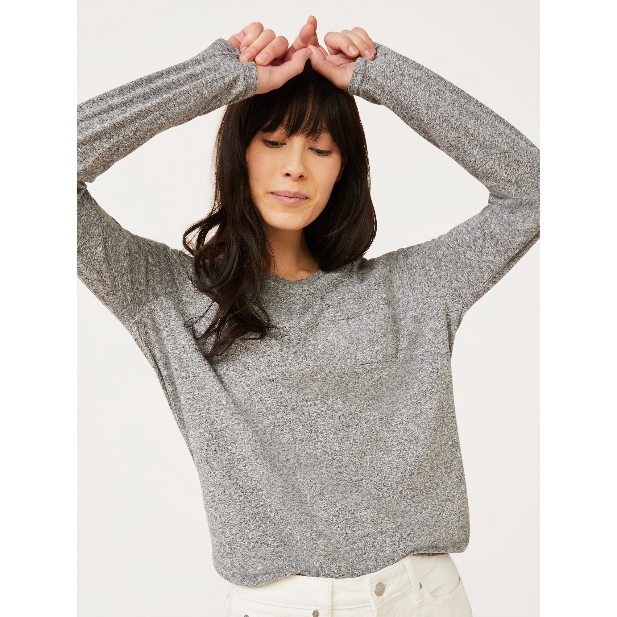 Free Assembly Women's Raglan Sleeve T-Shirt with Long Sleeves | Walmart (US)