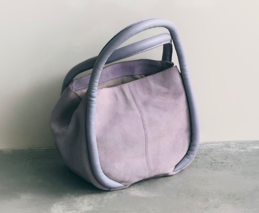 #freepeople #BarlowSuedeBucketBag #suedebag