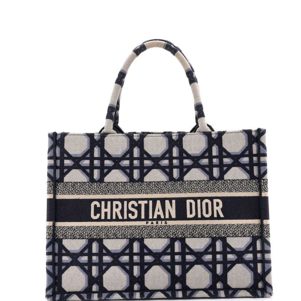 Book Tote Macrocannage Canvas Medium | Rebag