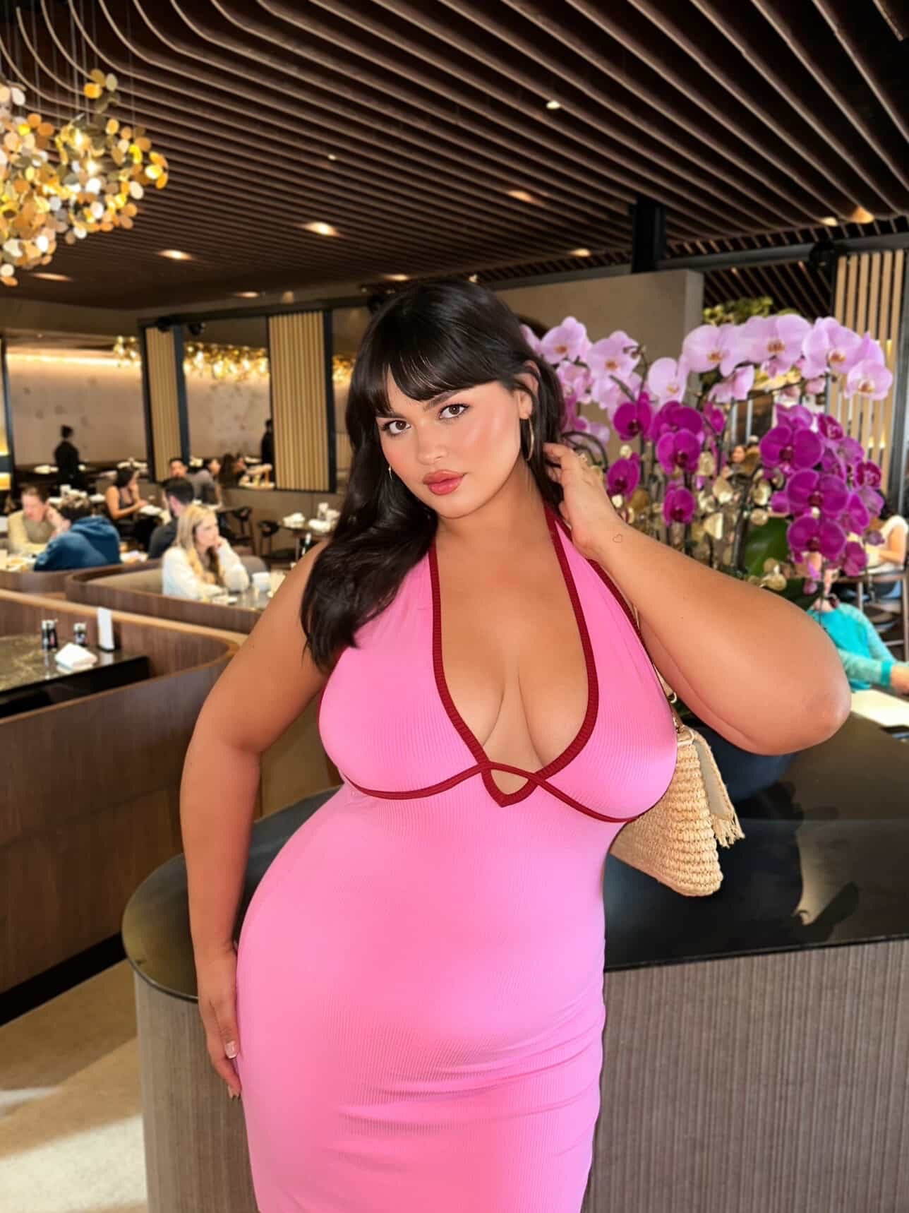 sexy date night dress! so comfy and flattering! you can size down for a snug fit i did a xl i’m usually a xl/xxl 🩷 xo 

#LTKPlusSize #LTKMidsize