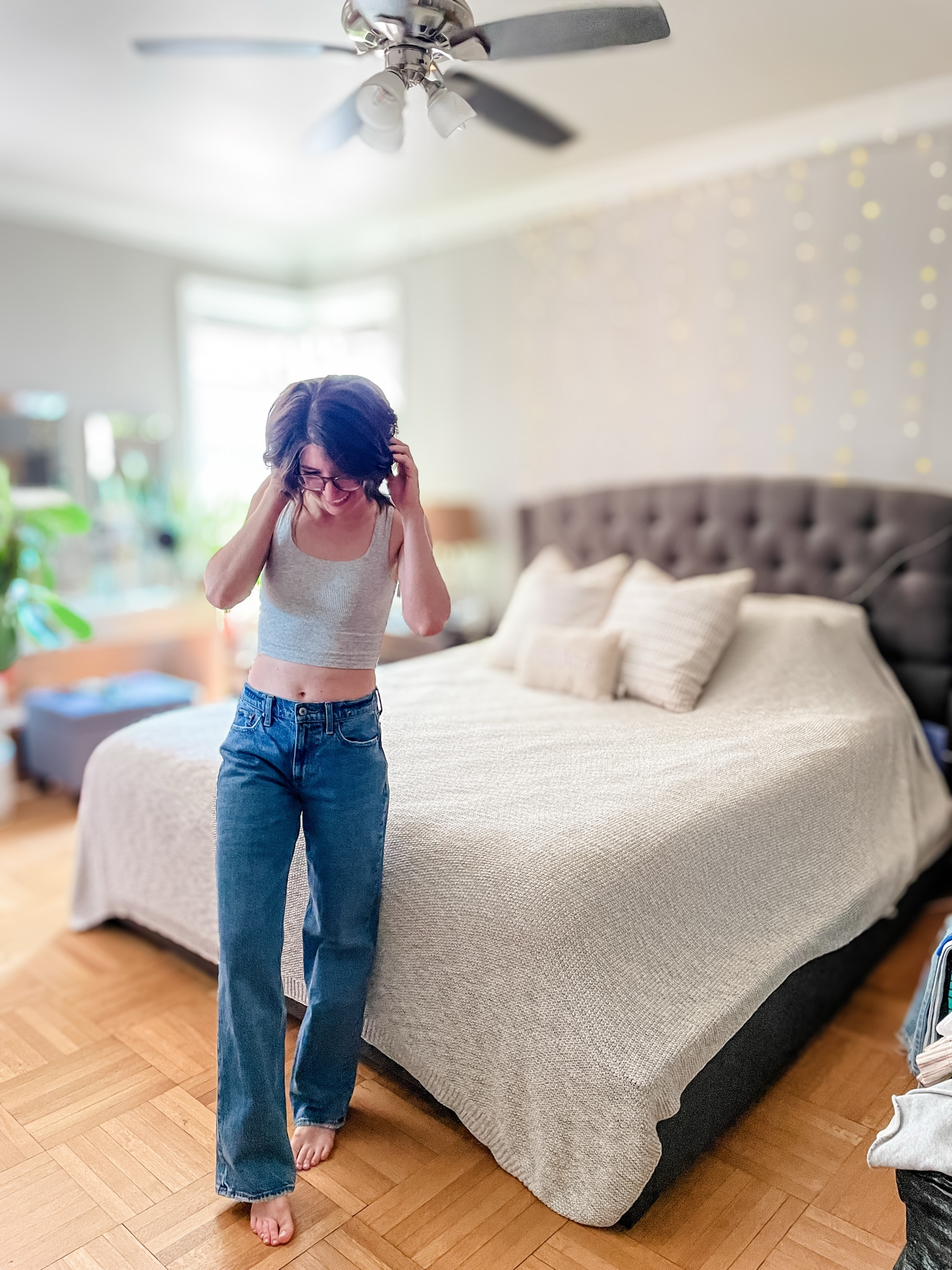 Tank: TTS
Abercrombie baggy low rise jeans: size down 1. Wearing the regular lengthh

#LTKFindsUnder100 #LTKSaleAlert #LTKStyleTip