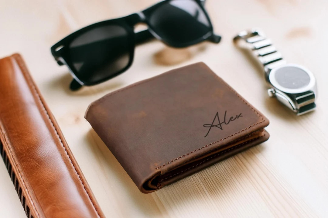 Personalized Handmade Leather Mens Wallet, Engraved Custom Gift for Anniversary, Christmas, Dad, ... | Etsy (US)