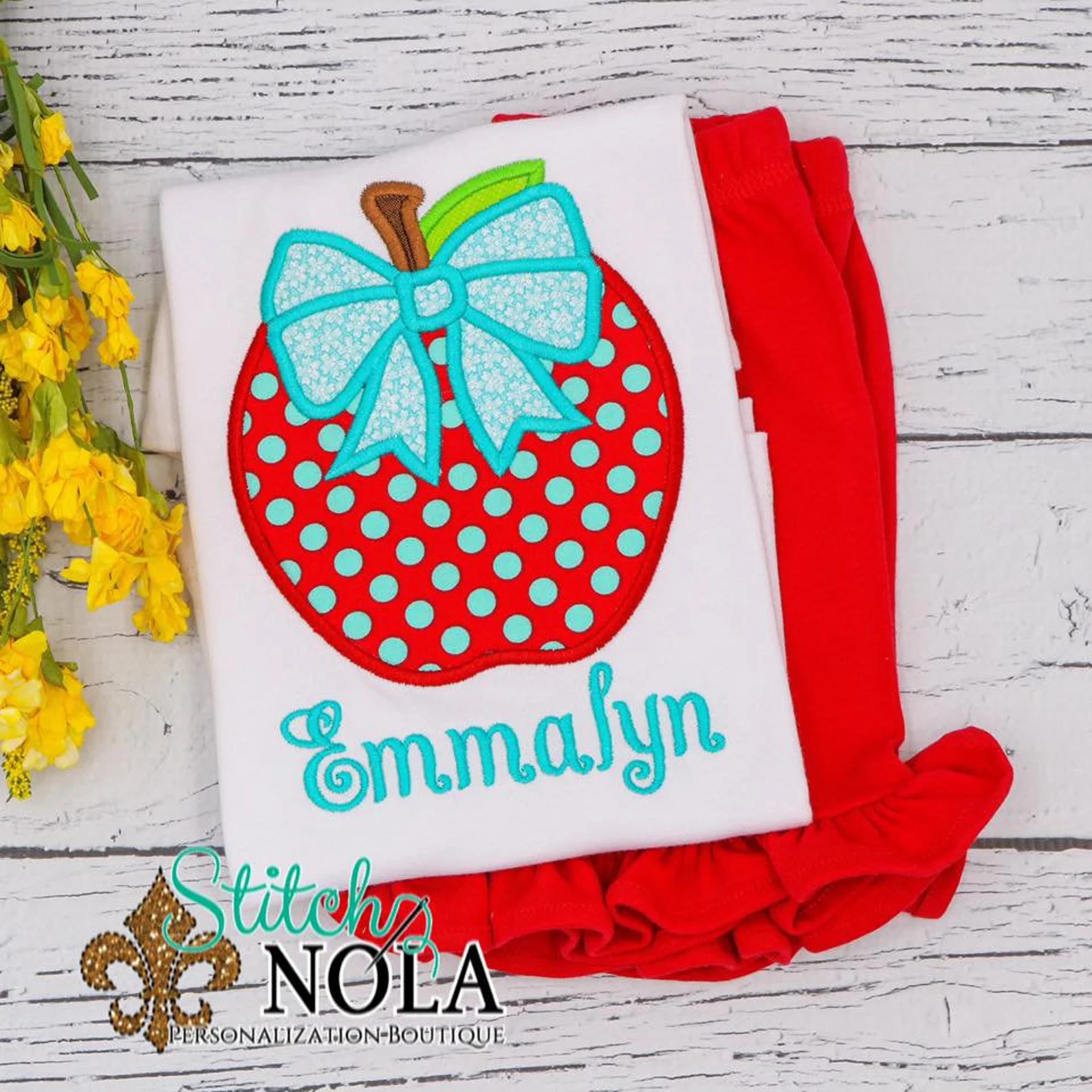 Apple with Bow Shirt and Shorts Set, Apple Applique, Back to School Applique, School Shirt | Etsy (US)