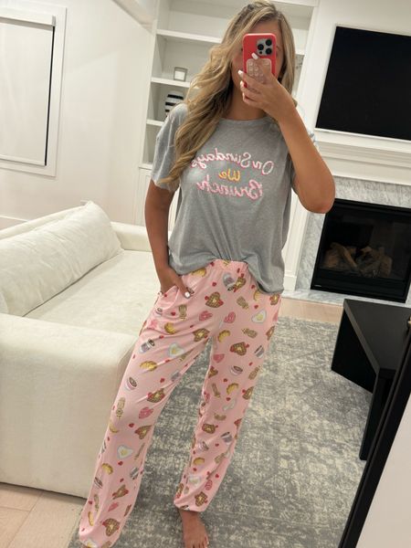 $12.00 Walmart pajama set! Softest pajamas ever!! @walmartfashion #walmartpartner #walmartfashion

#LTKfindsunder50