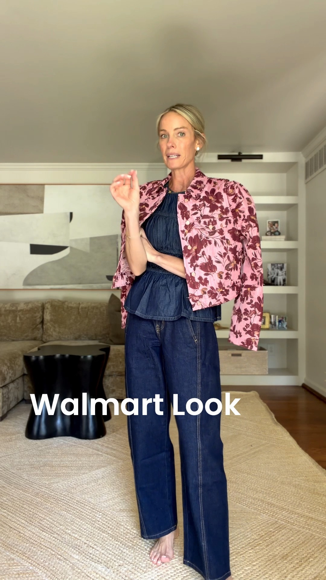 Size 2 jeans / XS top / small jacket
