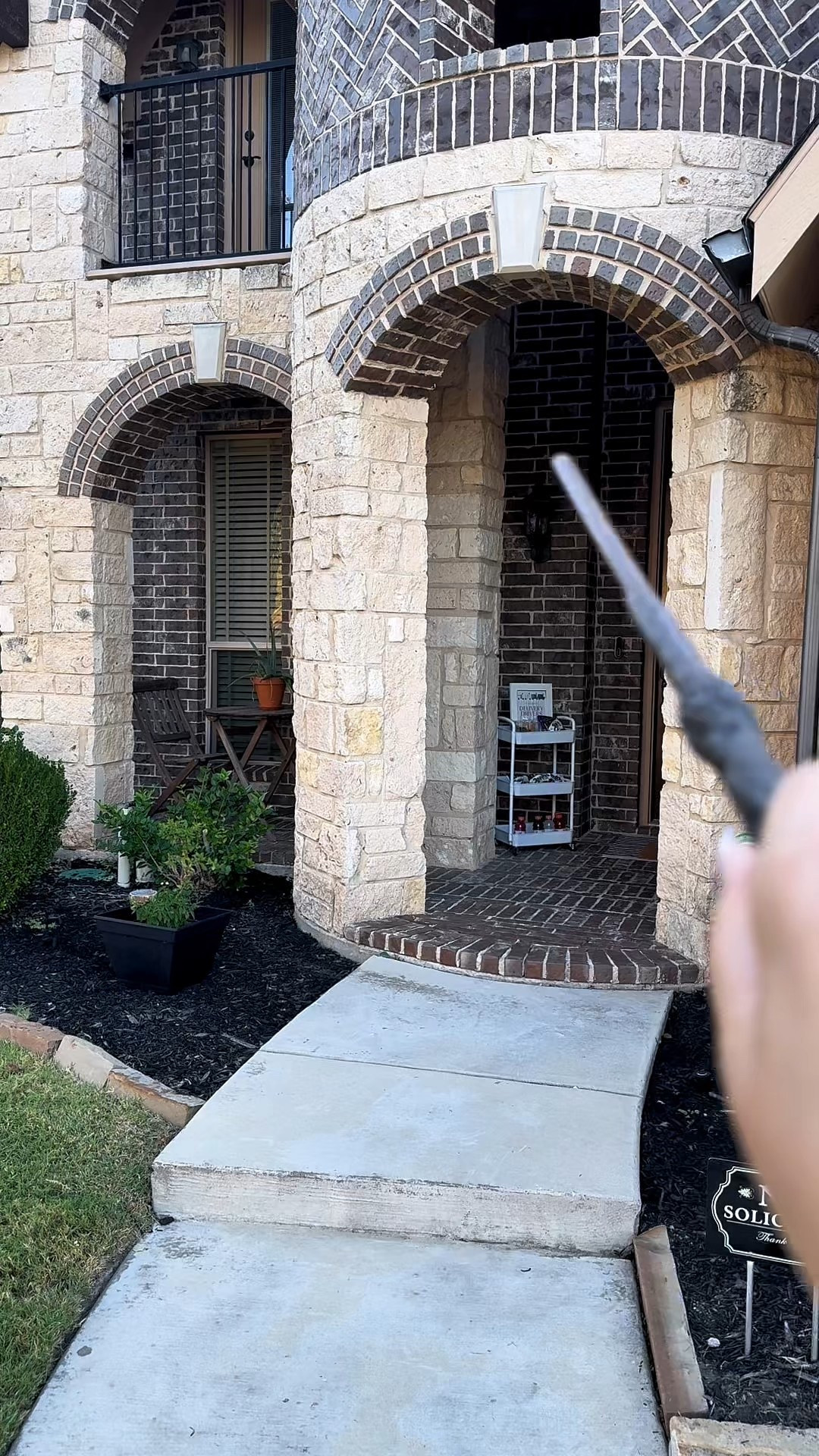 last year’s porch was a vibe 💀👻🖤 haunted willow, diy pumpkin topiaries + our giant skeleton 🕸 can’t wait to show y’all what we’ve done at the new house this year 👀🎃 stay tuned!

#LTKHome #LTKSeasonal #LTKHalloween