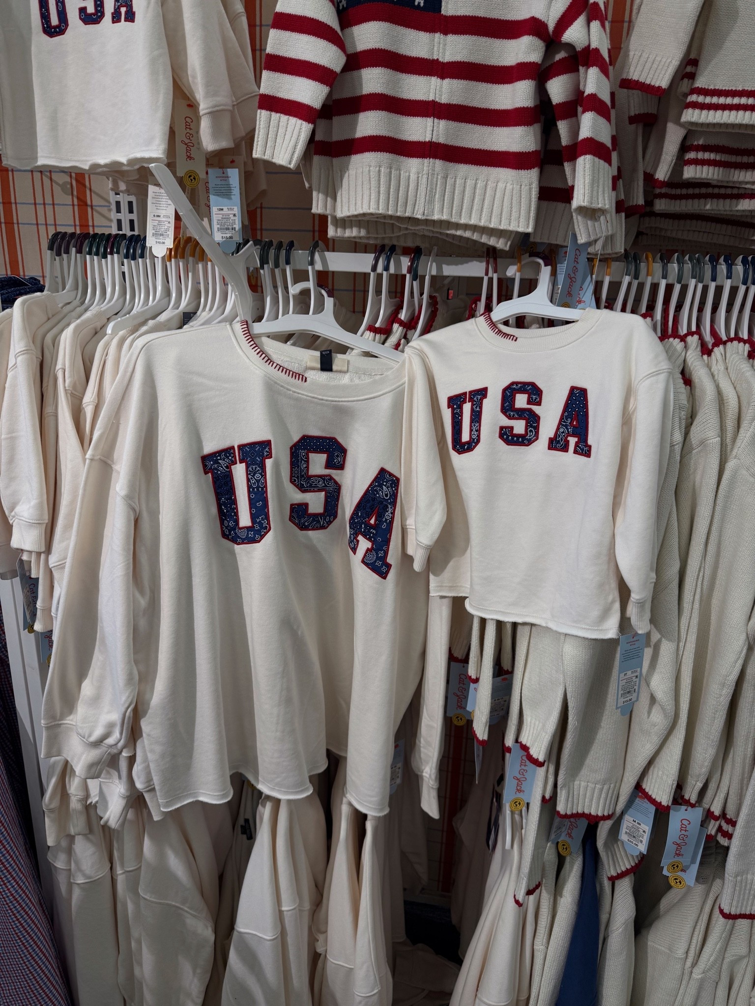 Mom and toddler/baby USA matching crewnecks! ♥️ 🇺🇸