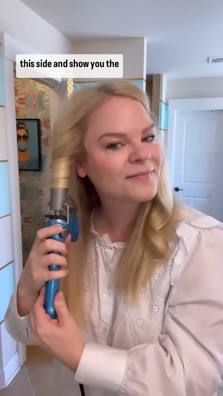 I use this texturizing spray everytime I curl my hair. It gives texture to my hair without making it feel sticky. It’s a bit of a splurge, but totally worth it IMO. I finish it off with the Color Wow spray for extra volume that lasts all day. Love you, bye!👋🏼🩷

#middleagedwoman #hairstylingtips #curlingiron Oribe texturizing sprayy

#LTKBeauty