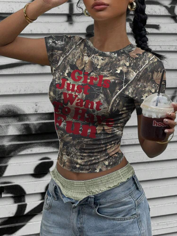 SHEIN EZwear Camo Branch Print "Girls Just Want To Have Fun" Crop Top, Fitted Slim Fit, Suitable For Summer | SHEIN