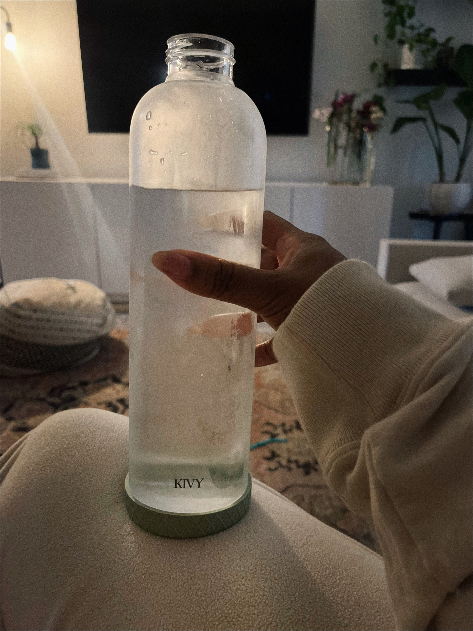 I loveeeee drinking out of glass, and Ive been searching for a glass bottle
that will fit in the cup holder of my truck. Found this one on Amazon and it’s 34 oz! It’s perfect. 

#LTKhome #LTKtravel #LTKfit