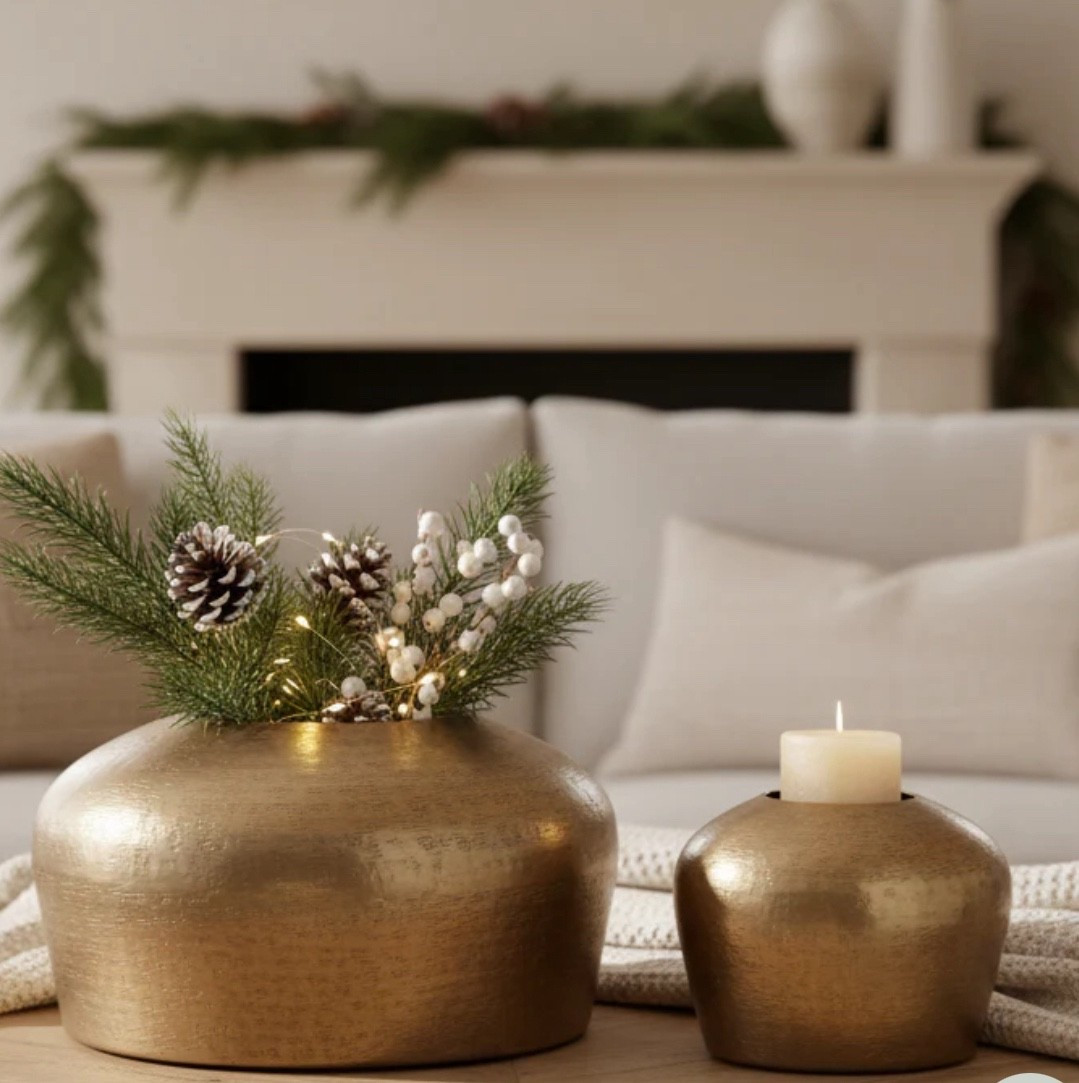 Hammered Gold vase. Available in two sizes! 

#LTKHome #LTKStyleTip #LTKFindsUnder100