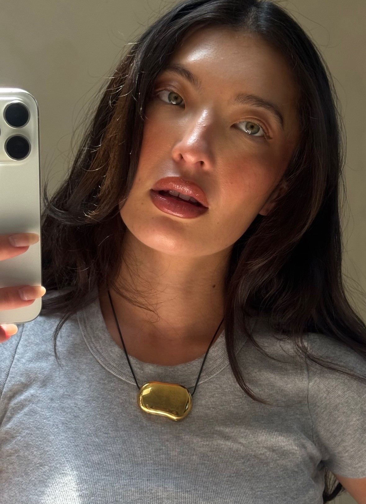 #Ad THE lip combo that I’ve had on repeat!! @milanicosmetics @target 

Products used: 
Understatement Lipliner in CAFÉ AU LAIT
Fruit fetish lip oil in honey fig 
Keep it full nourishing lip plumper in soft rose 

#GRWMilani  #milanicosmetics #TargetPartner #Target #ltkit #lipcombo
