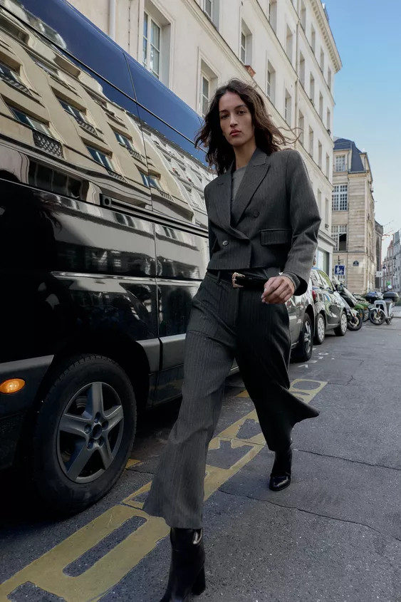 CROPPED DOUBLE-BREASTED PINSTRIPE BLAZER | Zara UK