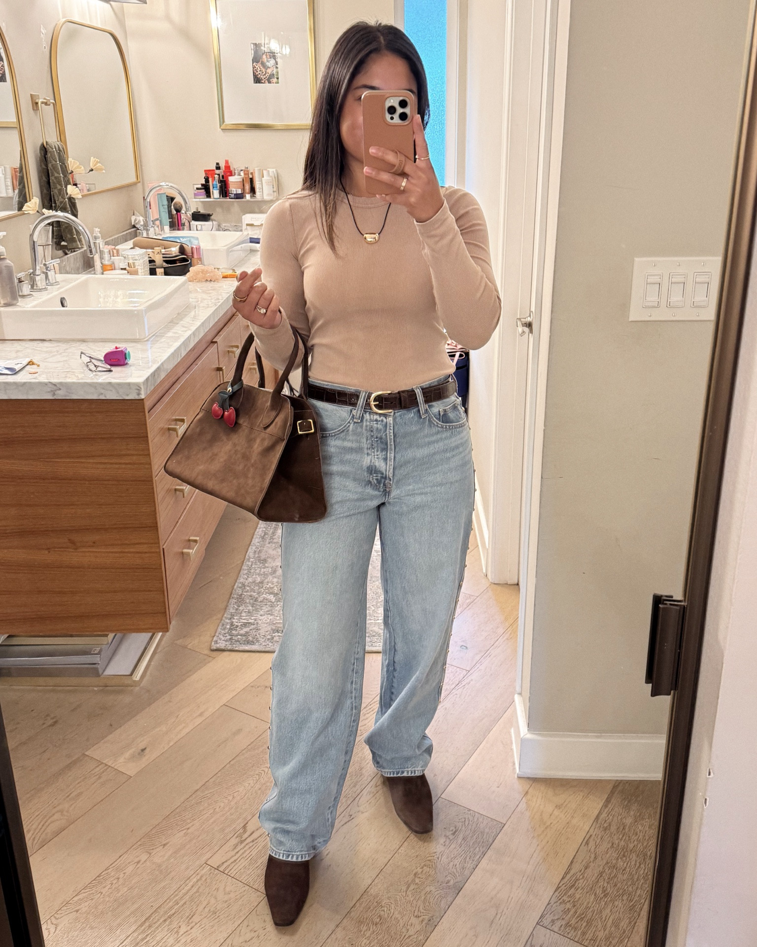 Obsessed with these fun studded baggy jeans and chocolate brown! These jeans are under $40 

#LTKFindsUnder50 #LTKStyleTip #LTKShoeCrush