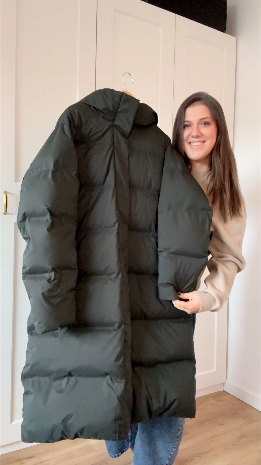 AD - Styling the seamless down puffer coat from Uniqlo for those cold winter days. 
This coat has been the most practical piece in my wardrobe for those cold windy rainy days. It’s seamless design is very effective to keep heat and and to be slick without the bulk. I love the padded hood and neck and fleece lined pockets, but most importantly, I love that it’s wind resistant and water repellent. 

I took a size a large in everything. 

#LTKover50style #LTKstyletip #LTKwinter