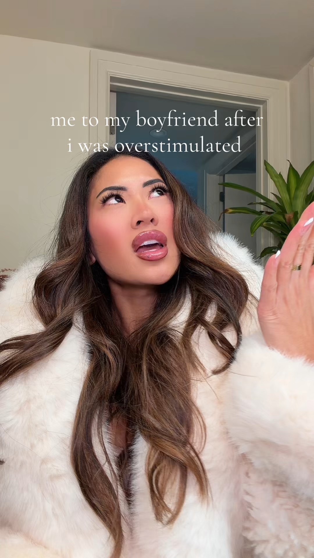 Th perfect faux fur jacket to be a little extra during a cold day 🤭🤍✨ I’m 5’1 so the crop works perfectly 

#LTKPetite #LTKootd #LTKSeasonal