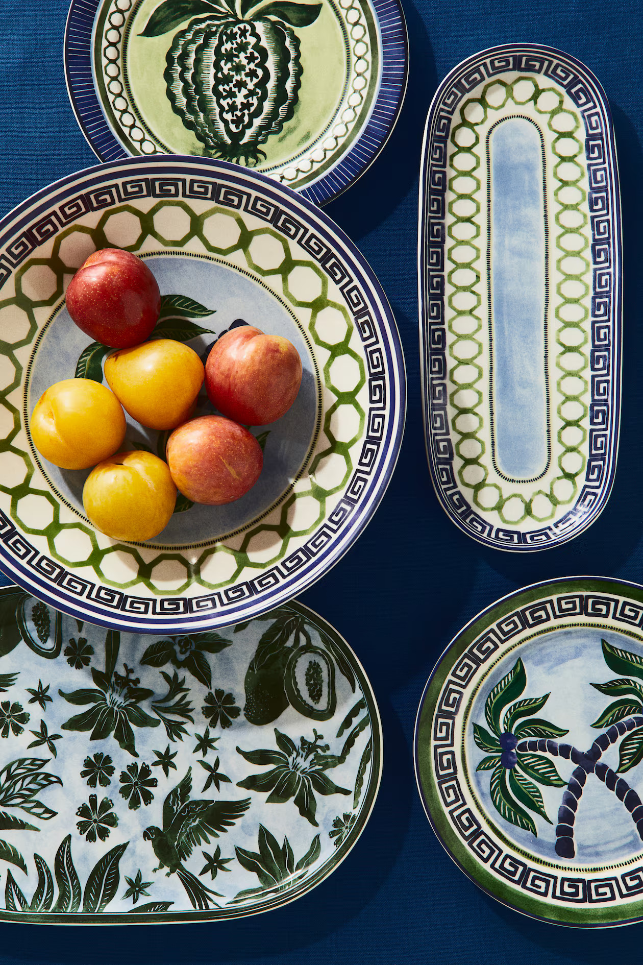 Porcelain Serving Plate | H&M (US + CA)