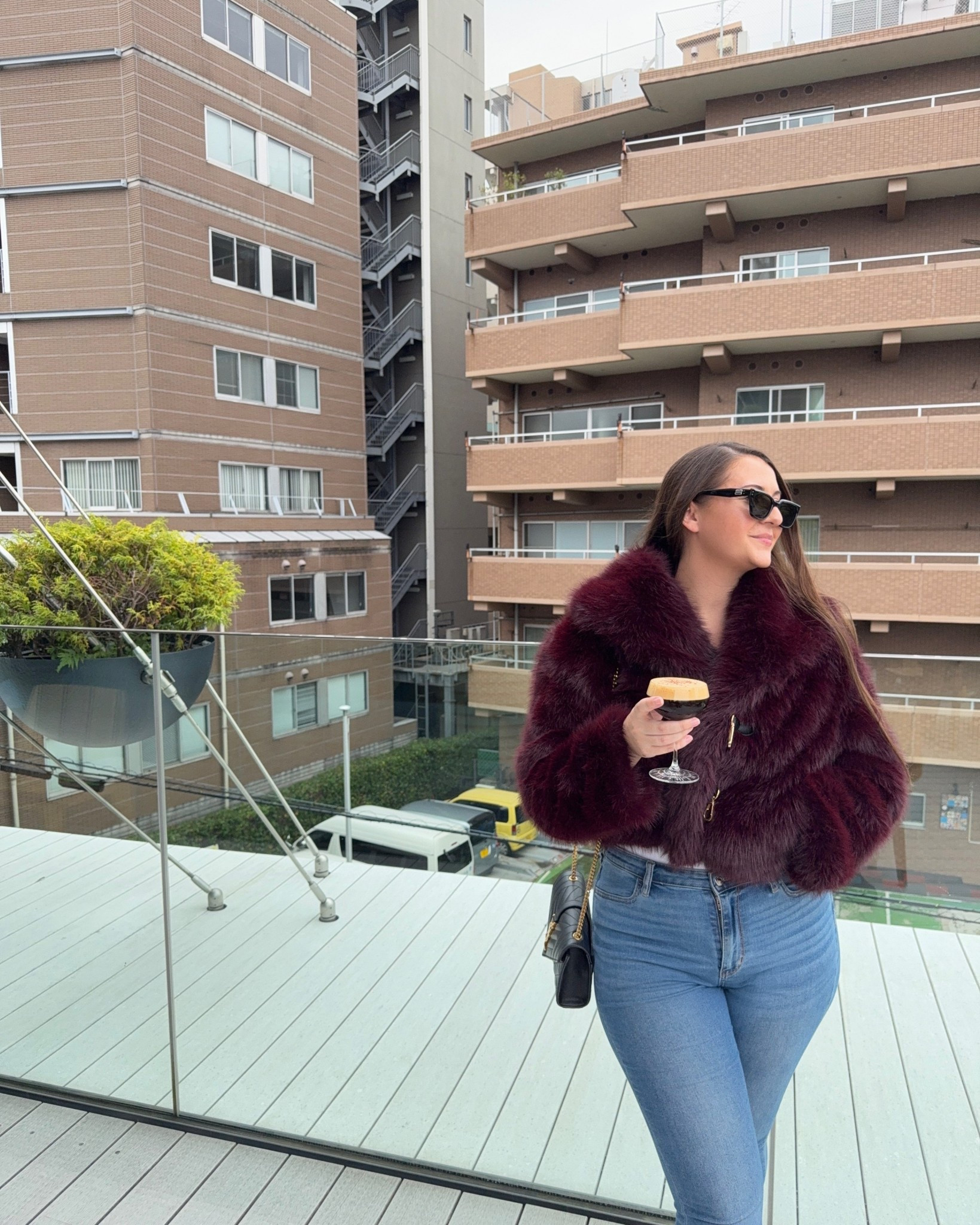 Burgundy faux fur jacket for Fall and Winter 🍸

Zara jacket- size small
AE jeans- size 8



#LTKStyleTip 

#LTKSeasonal #LTKootd