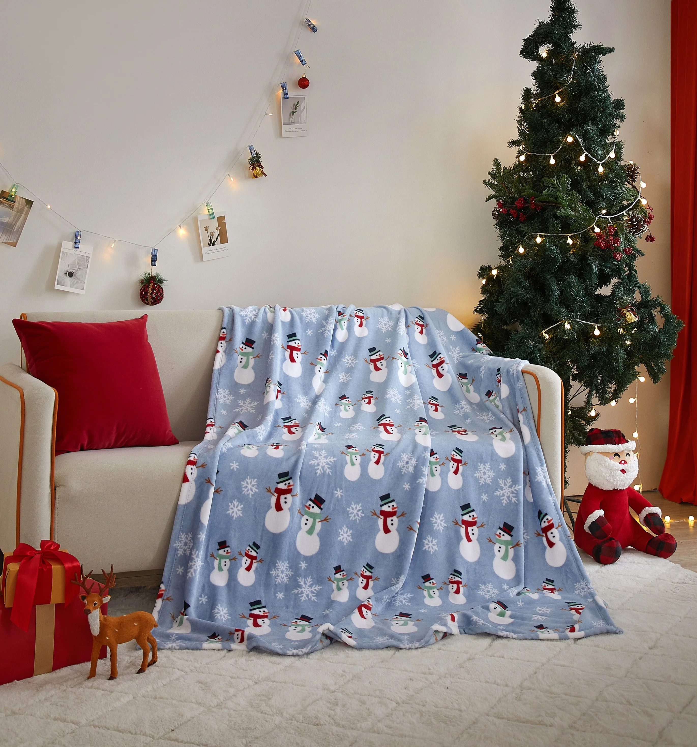 Holiday Time Cozy Christmas Plush Snowman Throw Blanket, Standard Size , All Ages | Walmart (US)