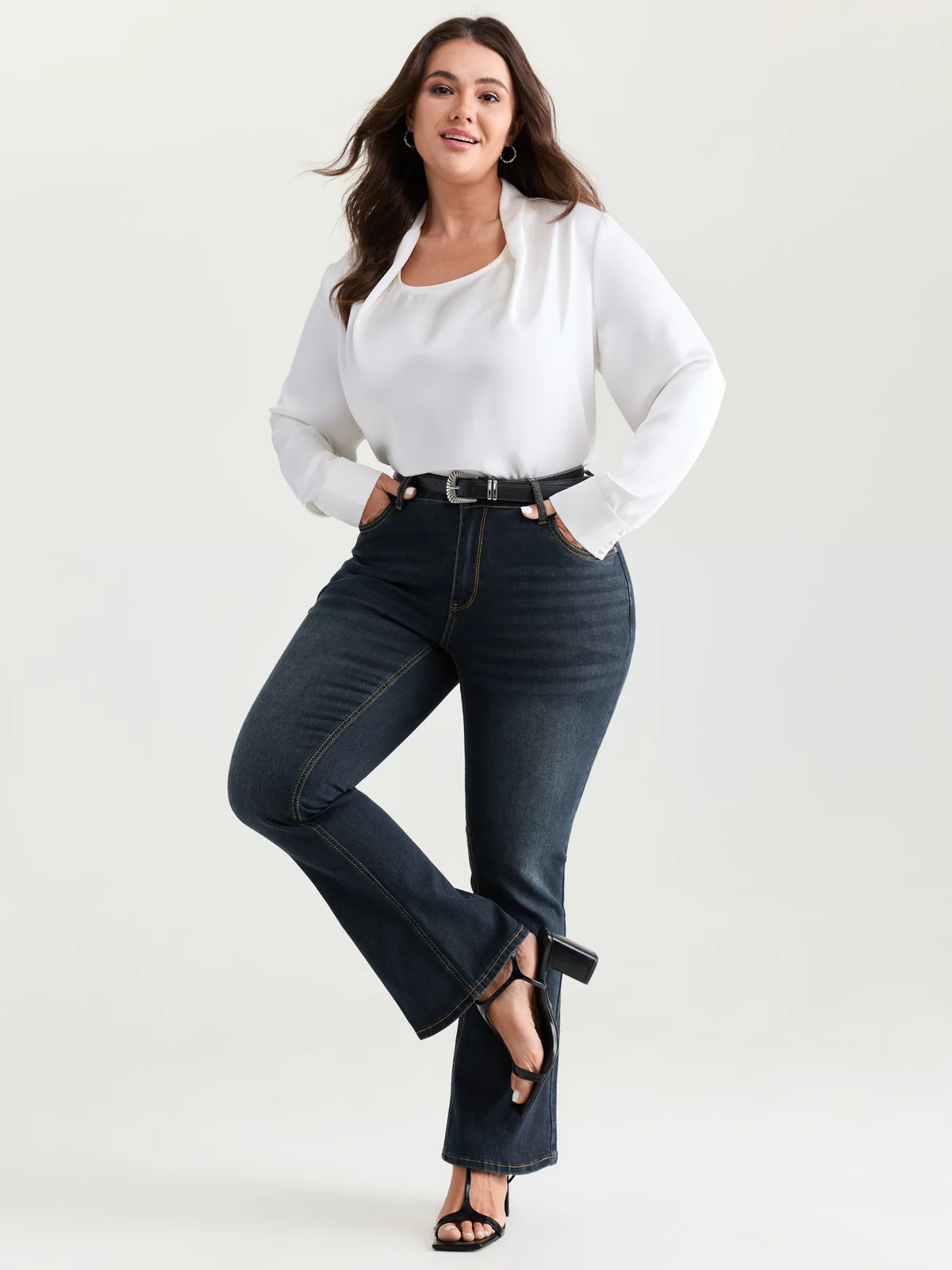 Thigh-Friendly Stretchy Flared Jeans | Bloomchic