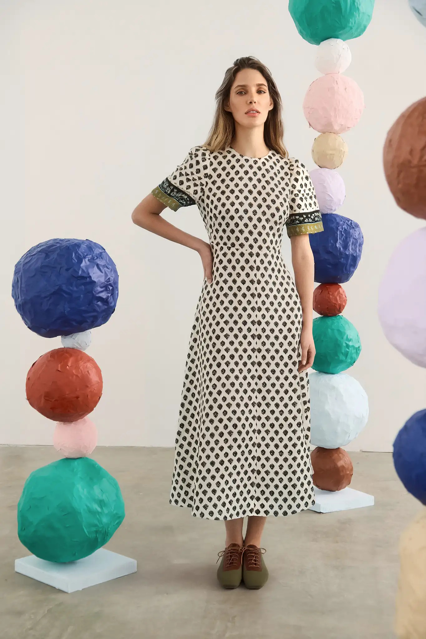 Casey Dress | White Patterned Short Sleeve Midi Dress | Hunter Bell | Hunter Bell