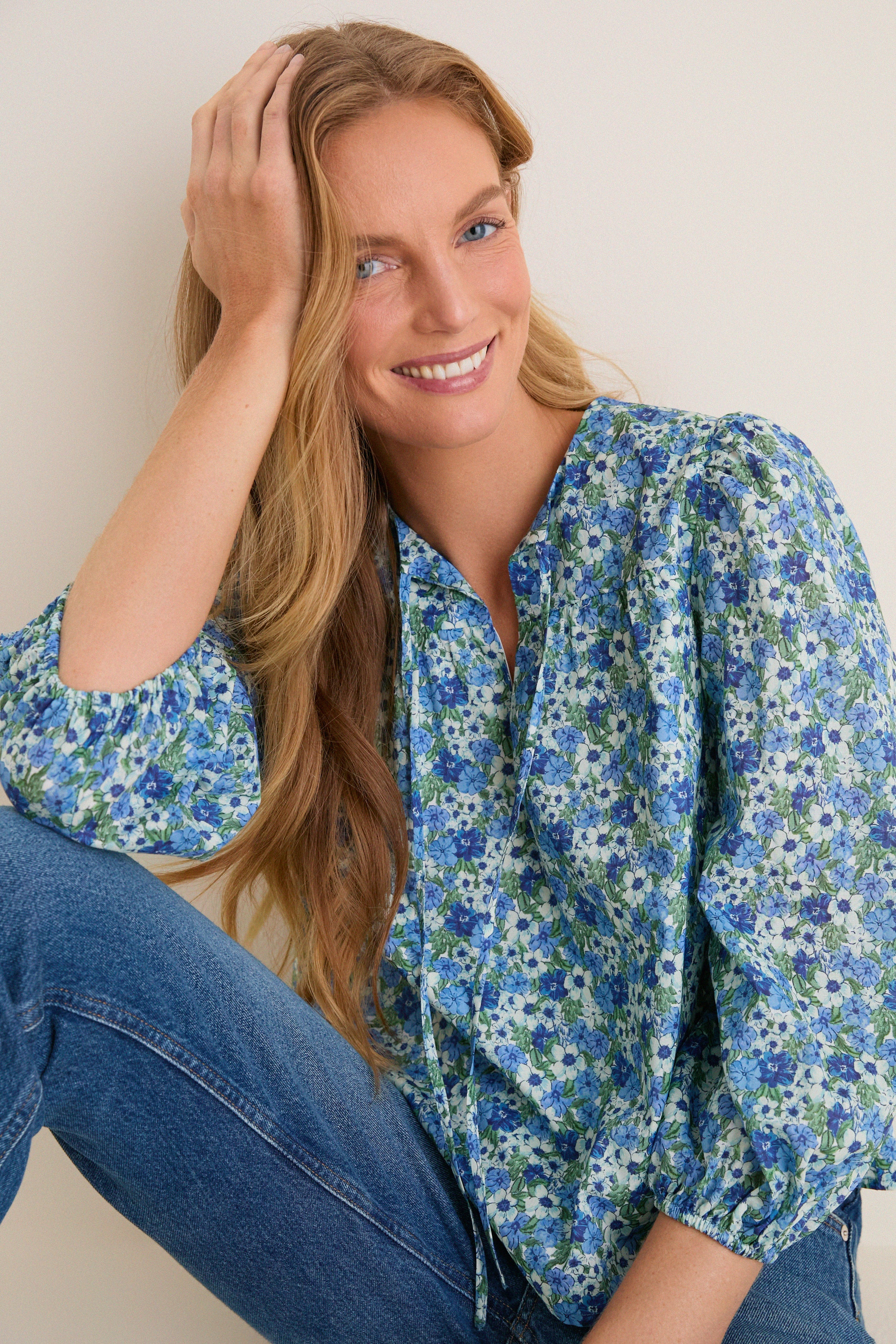 Forget-Me-Not Floral Petunia Blouse | Tuckernuck (US)