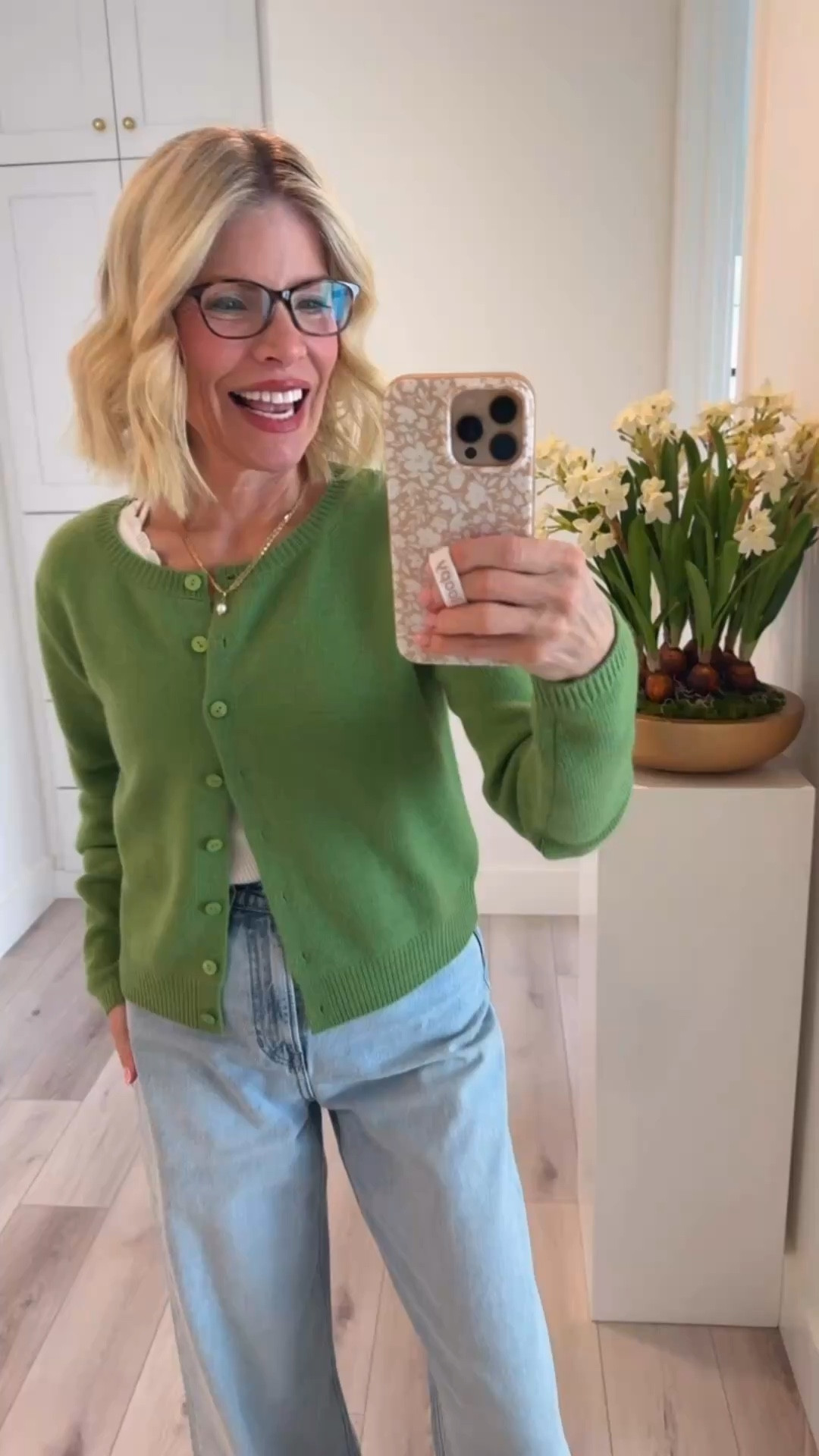 Love this fresh grass green color cashmere cardigan for spring and summer. I’m wearing a size extra small. 

The scalloped sweater tank from Amazon is soft and stretchy. After reading reviews saying it runs a little small I ordered a medium.

My high waisted jeans are a favorite and I now have them in 4 washes. Linking the new color. I’m wearing a size 25  


#LTKTravel #LTKootd