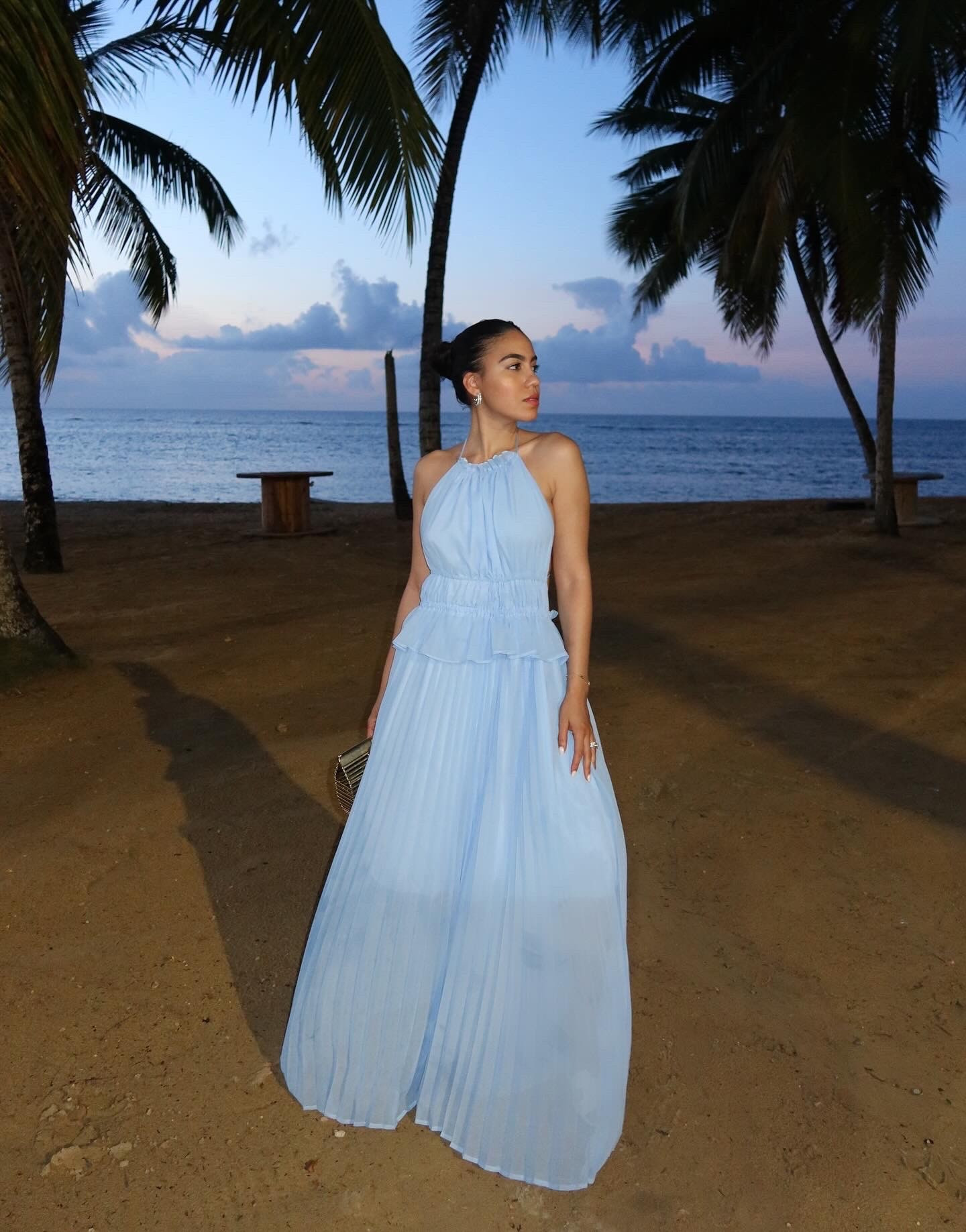 Perfect beach dress 🏝️

#LTKStyleTip #LTKFindsUnder50 #LTKSeasonal