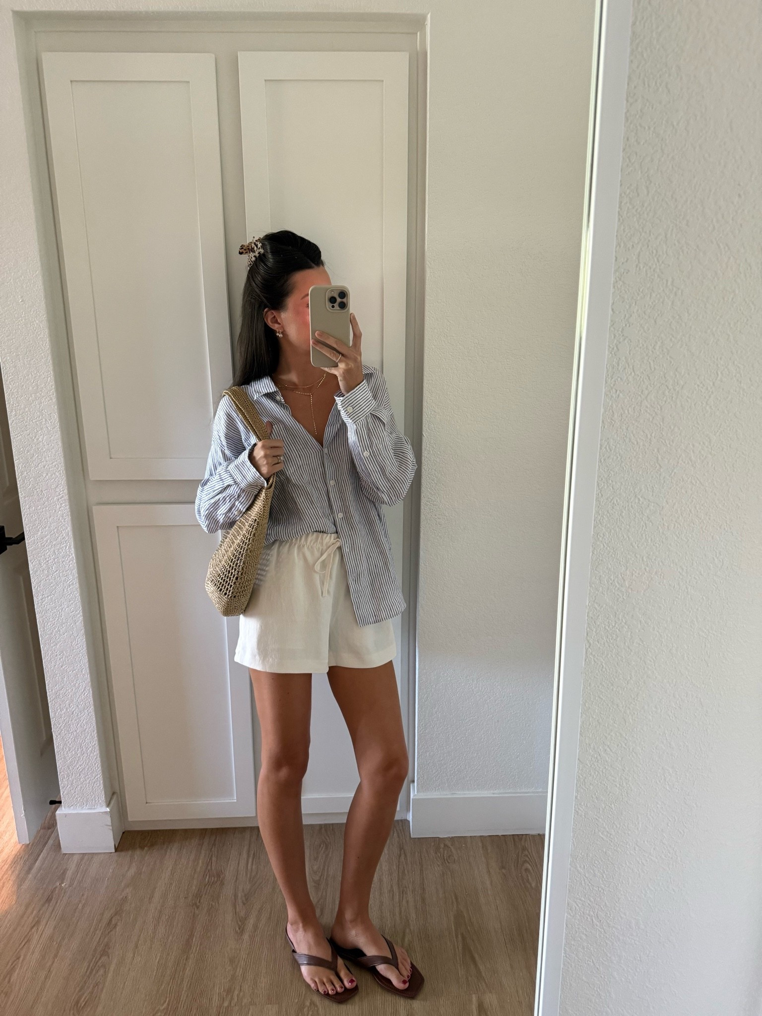 I am 5’7” wearing a size small in top and bottom :)