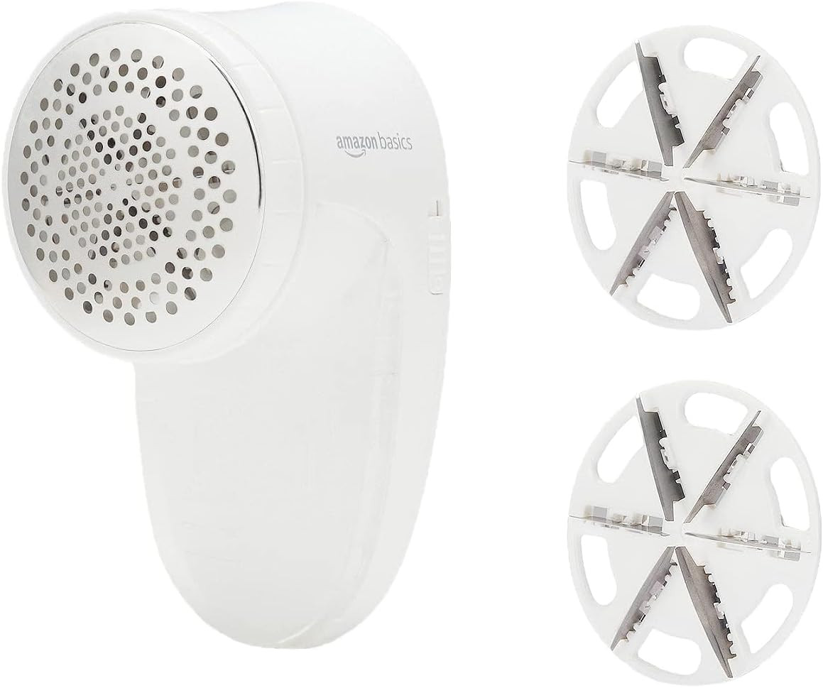 Amazon Basics Battery Operated Fabric Shaver, Lint and Fuzz Remover with 2 Spare Blades - White | Amazon (US)
