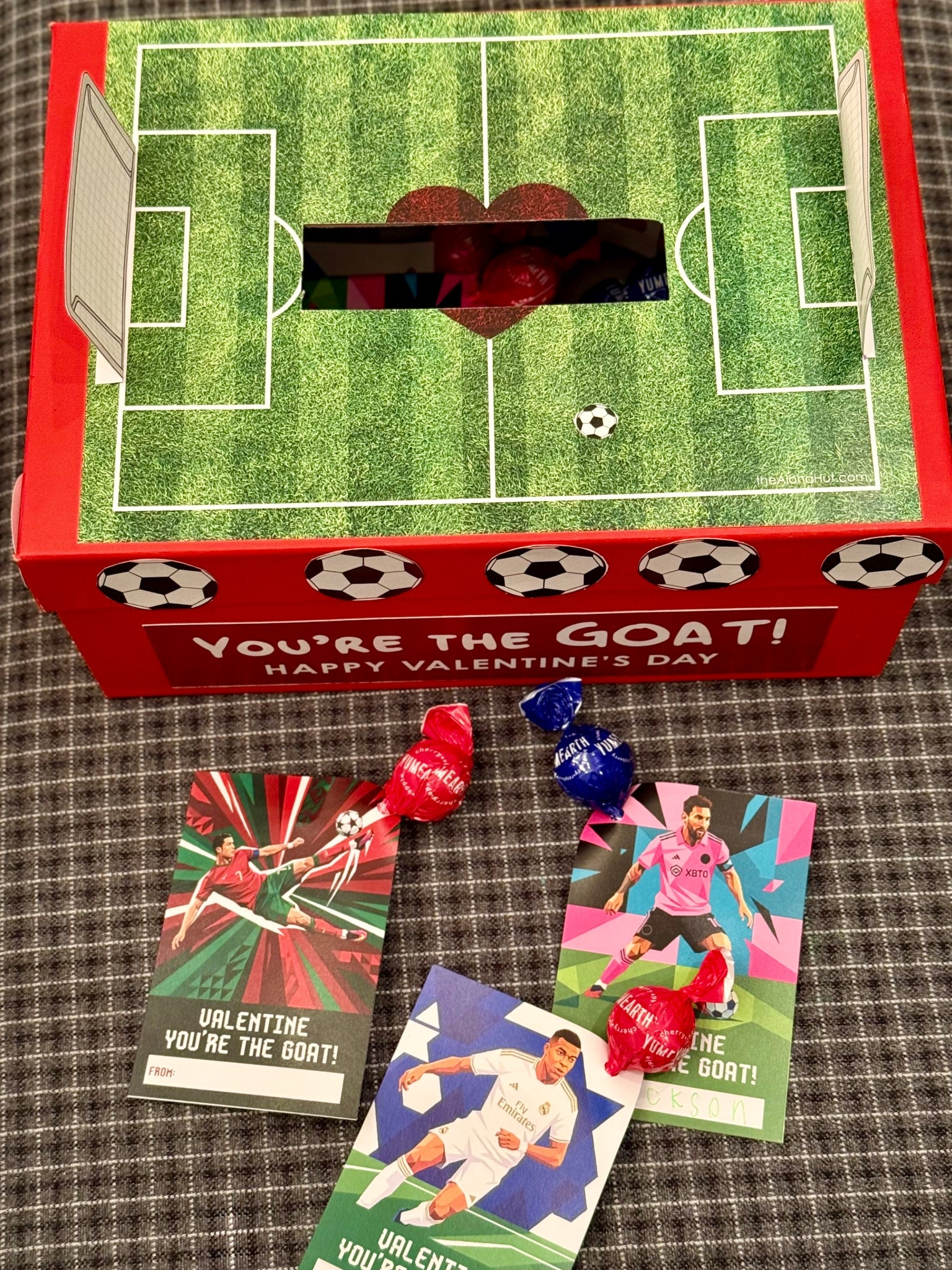 last minute valentine ideas! ⚽️❤️

#LTKKids #LTKdayinmylife #LTKValentine