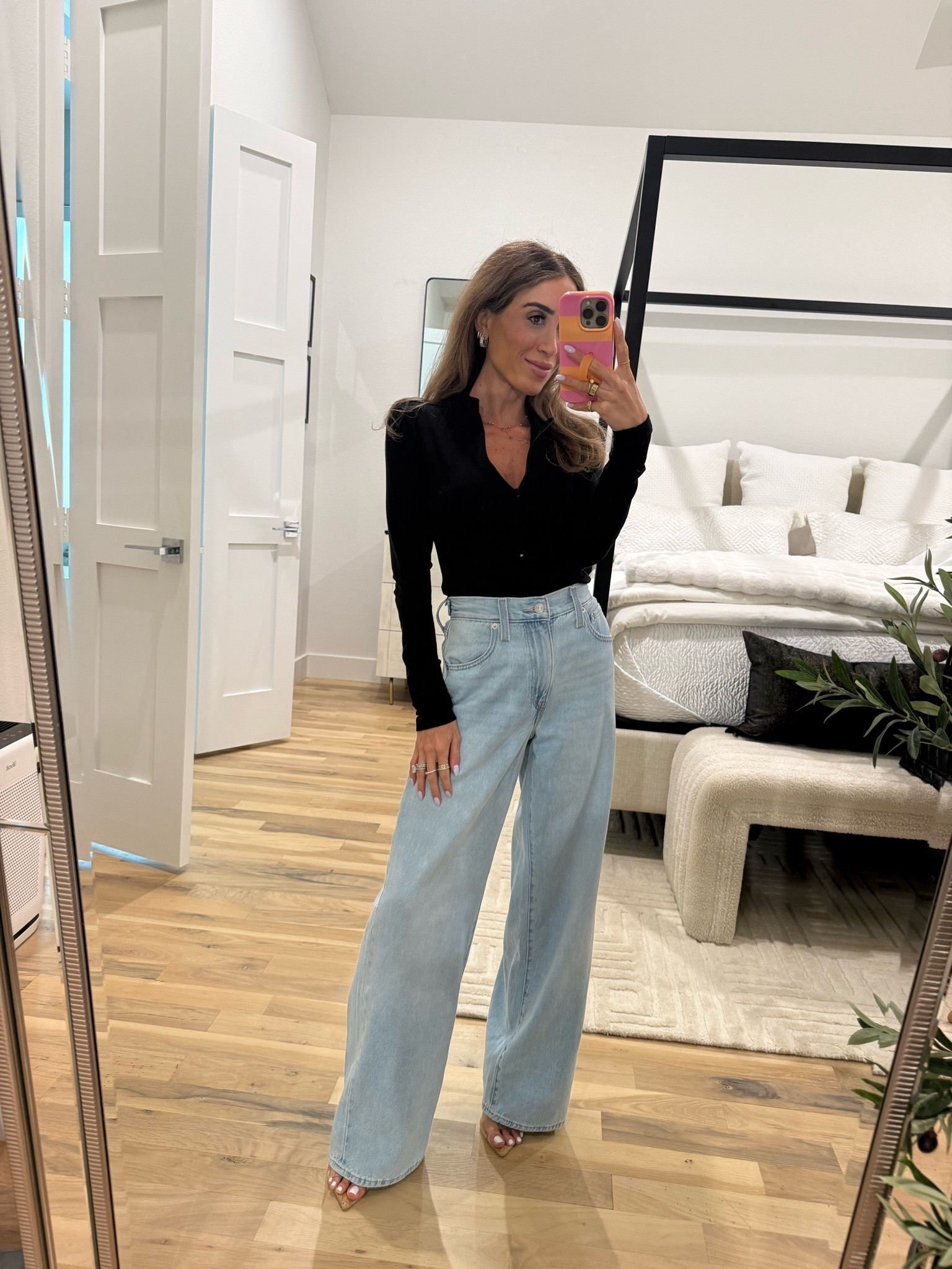 Loving this quarter zip bodysuit you can wear with anything! Has a zipper you can wear fully zipped or unzipped. Would be cute under a vest too! Wearing size 24 in cinch jeans