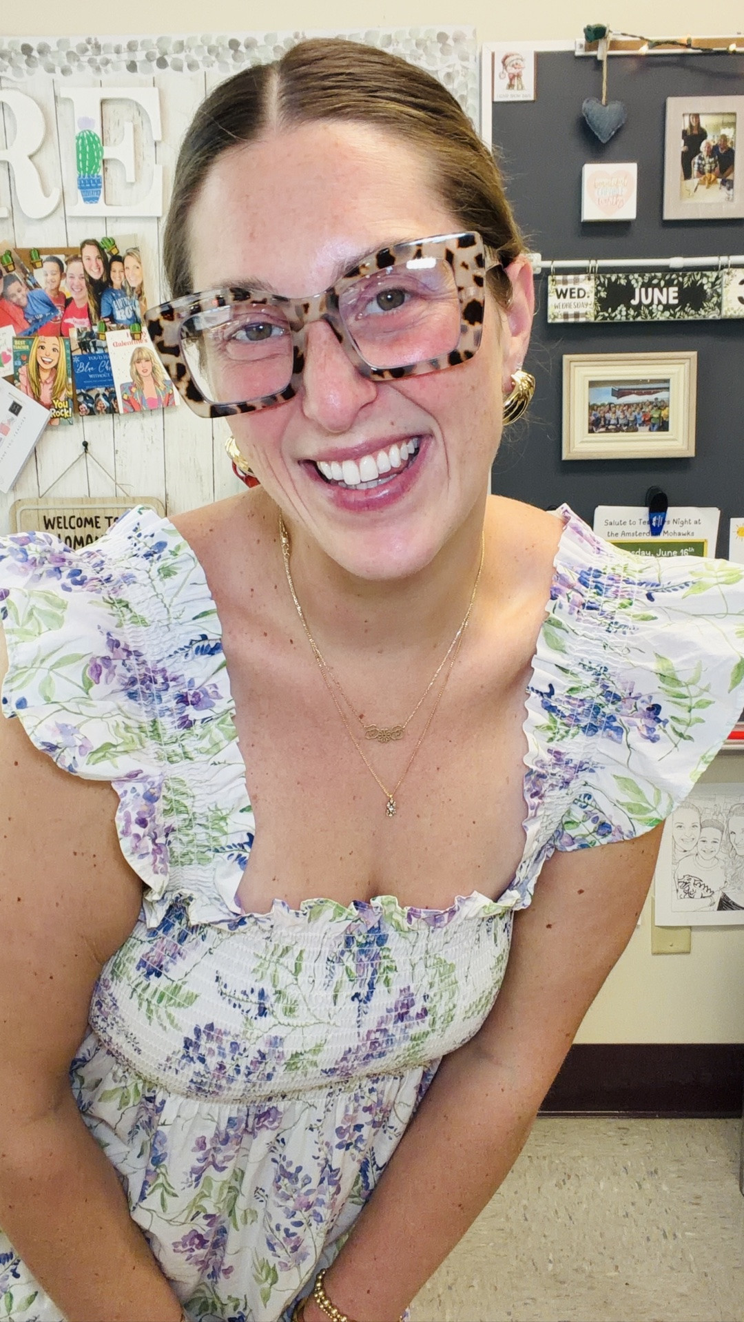Proof that teacher outfits don’t have to be boring 💐📚 This floral midi dress is classroom-approved and perfect for warm weather days.

#LTKMidsize #LTKWorkwear