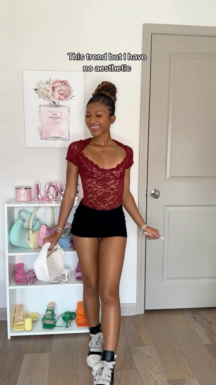 I just wear whatever I like 🥰 outfit details tagged on my @shop.ltk 💕
•
•
•
#outfitinspo #outfitinspiration #summeroutfit #summeroutfits #outfitreel #outfitreels #explorepage