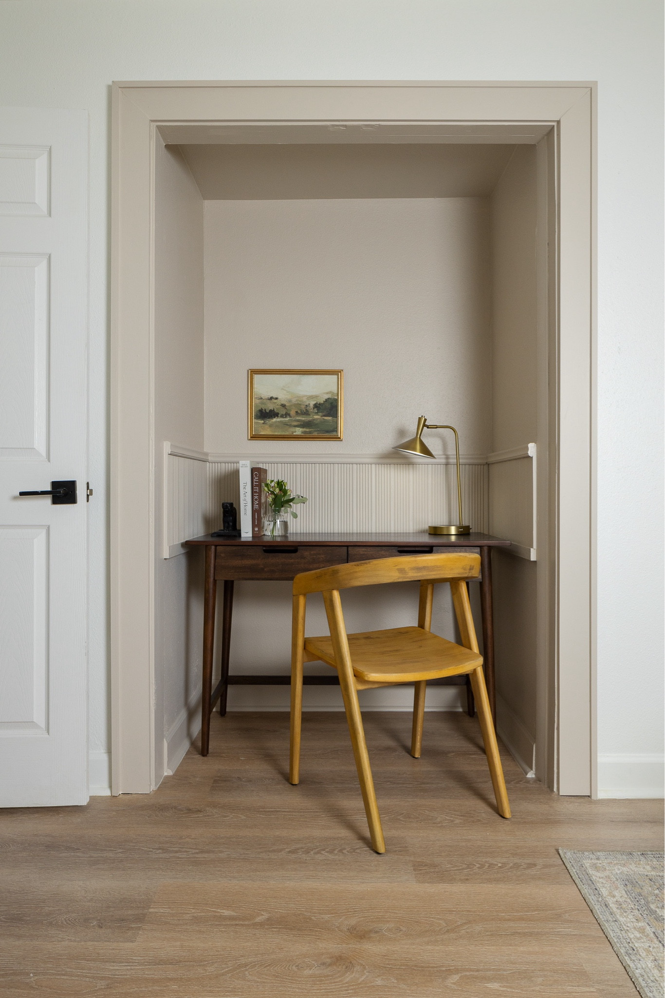 Smiles and Pearls has launched her new Airbnb. Candice went with a modern vintage design for this rancher. 

She turned this room’s second closet into an office space for guest that need to work while on vacation.

Home design, modern home decor, Airbnb superhost, home decor, target home decor, Amazon home finds, Amazon home decor, Studio McGee, Threshold, Target home, Target home finds, Target run, Airbnb host, Magnolia Hearth and Hand, Home Depot, Home Depot furniture, living room, bedroom, coffee table, bedding, nursery, new home


#LTKplussize #LTKSeasonal #LTKhome