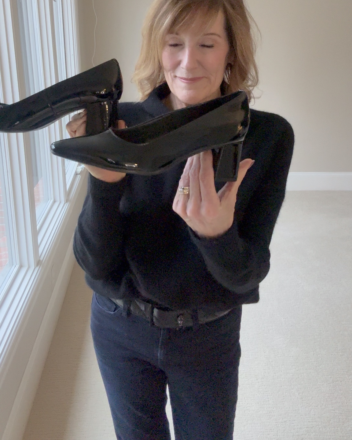 Love these shoes- style and comfort.  So good!!

#LTKootd #LTKFindsUnder100 #LTKWorkwear